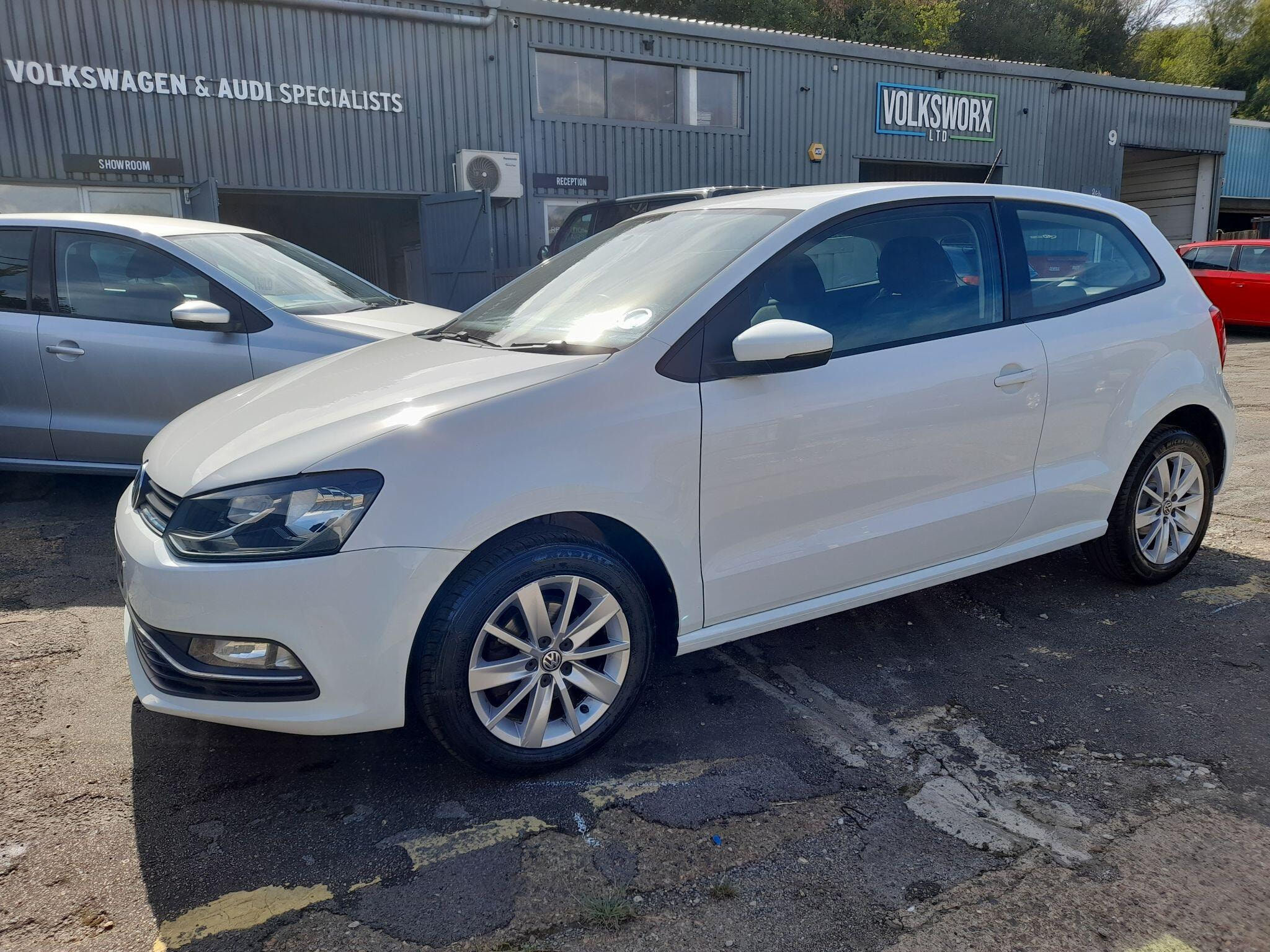 Volkswagen Polo 1.2 TSI BlueMotion Tech SE Euro 6 (s/s) 3dr 3dr Manual 2015