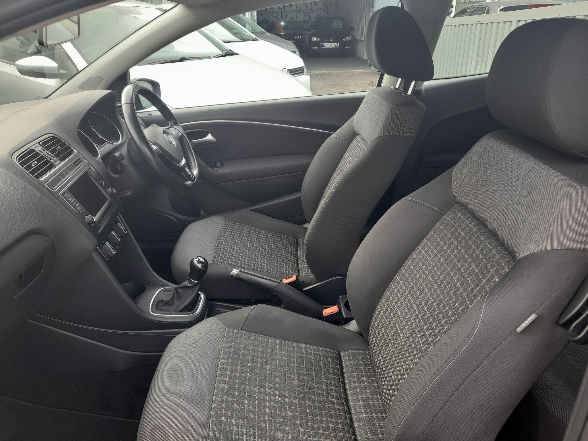 Volkswagen Polo 1.2 TSI BlueMotion Tech SE Euro 6 (s/s) 3dr 3dr Manual 2015