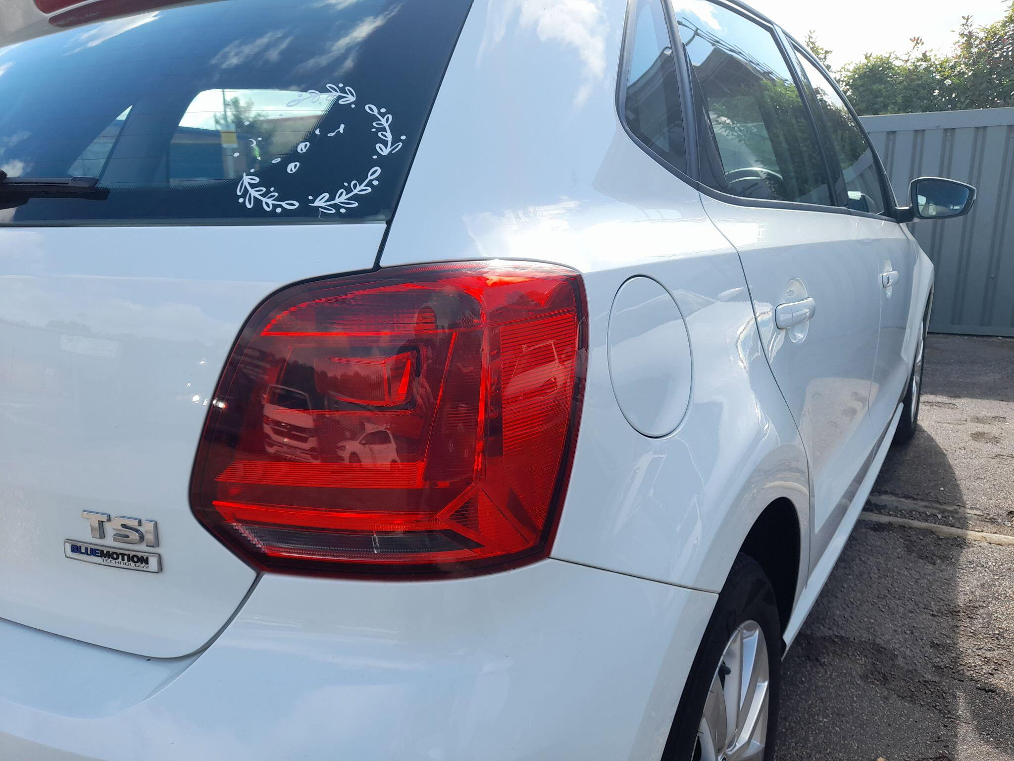 Volkswagen Polo 1.2 TSI BlueMotion Tech SE Euro 6 (s/s) 5dr 5dr Manual 2015