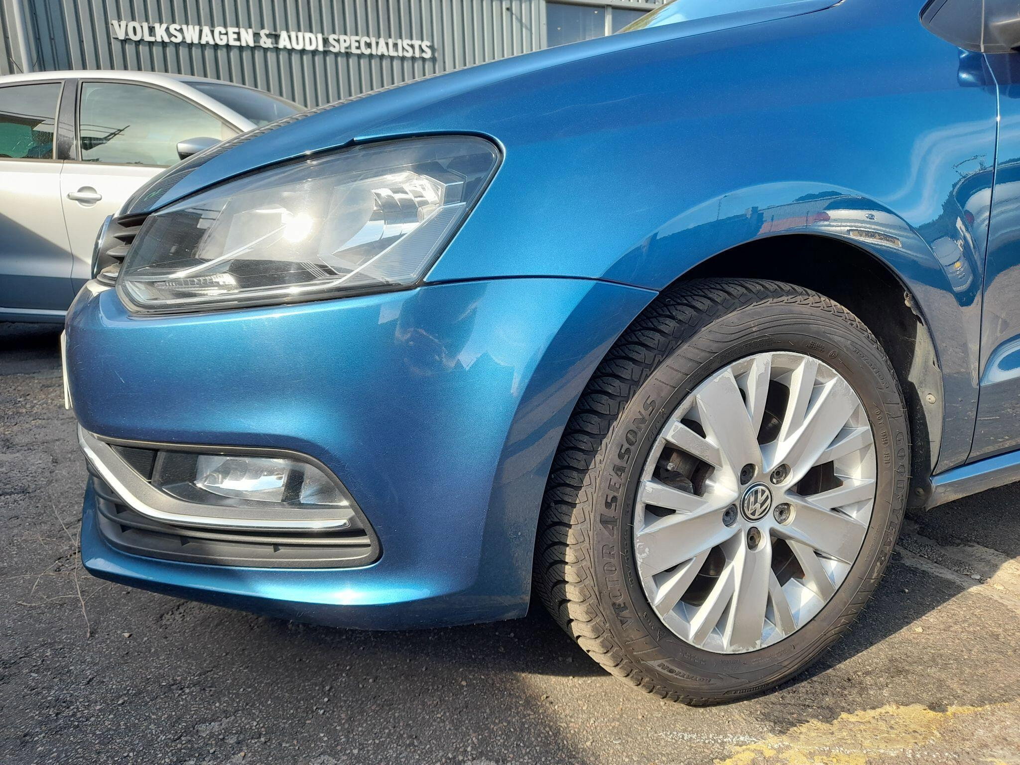 Volkswagen Polo 1.2 TSI BlueMotion Tech SE Euro 6 (s/s) 5dr 5dr Manual 2015