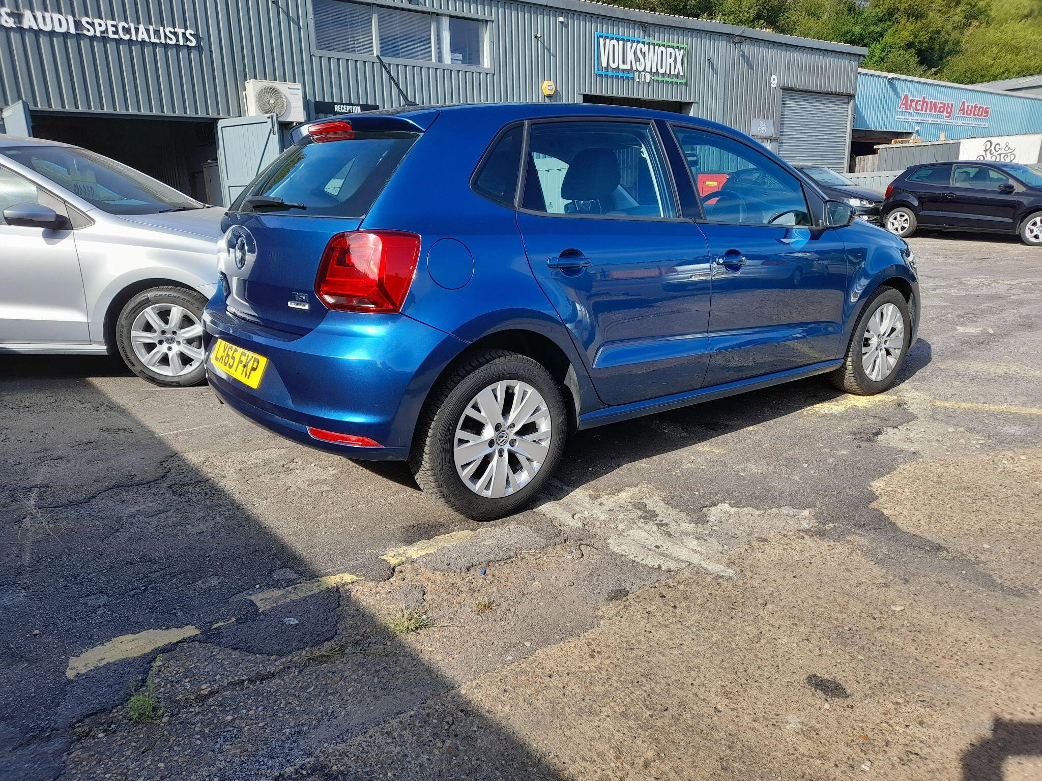 Volkswagen Polo 1.2 TSI BlueMotion Tech SE Euro 6 (s/s) 5dr 5dr Manual 2015