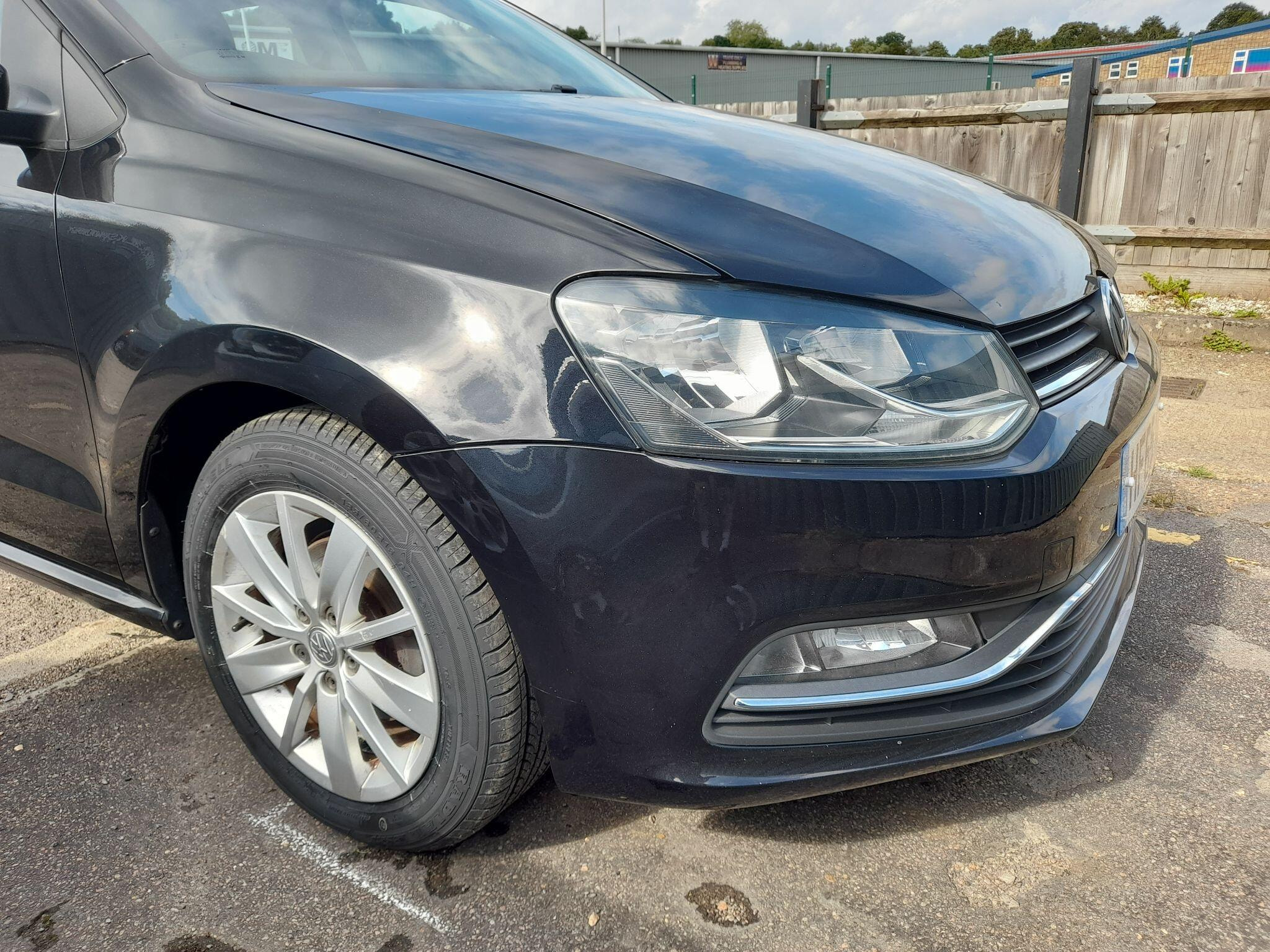 Volkswagen Polo 1.2 TSI BlueMotion Tech SE Euro 6 (s/s) 5dr 5dr Manual 2015