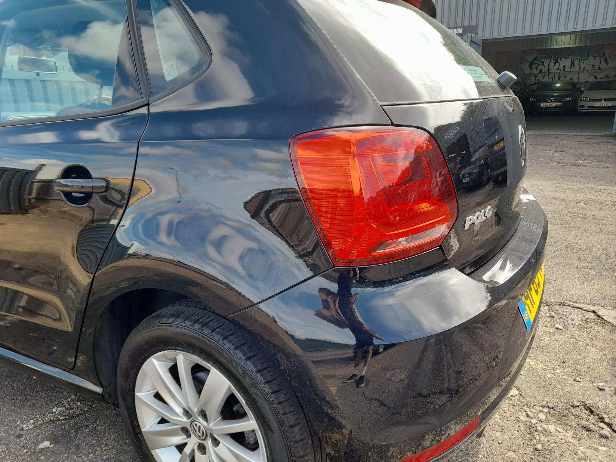 Volkswagen Polo 1.2 TSI BlueMotion Tech SE Euro 6 (s/s) 5dr 5dr Manual 2015