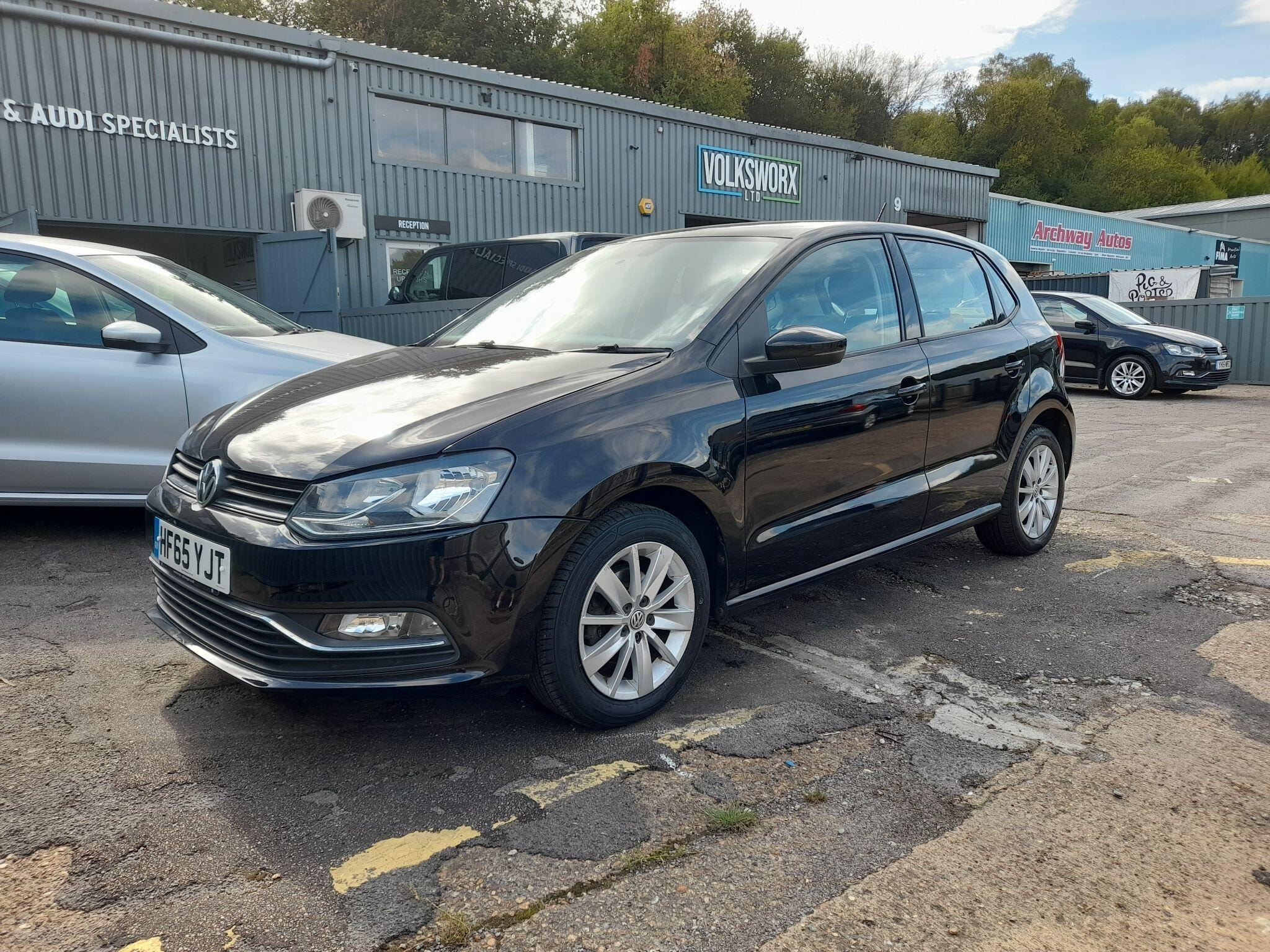 Volkswagen Polo 1.2 TSI BlueMotion Tech SE Euro 6 (s/s) 5dr 5dr Manual 2015