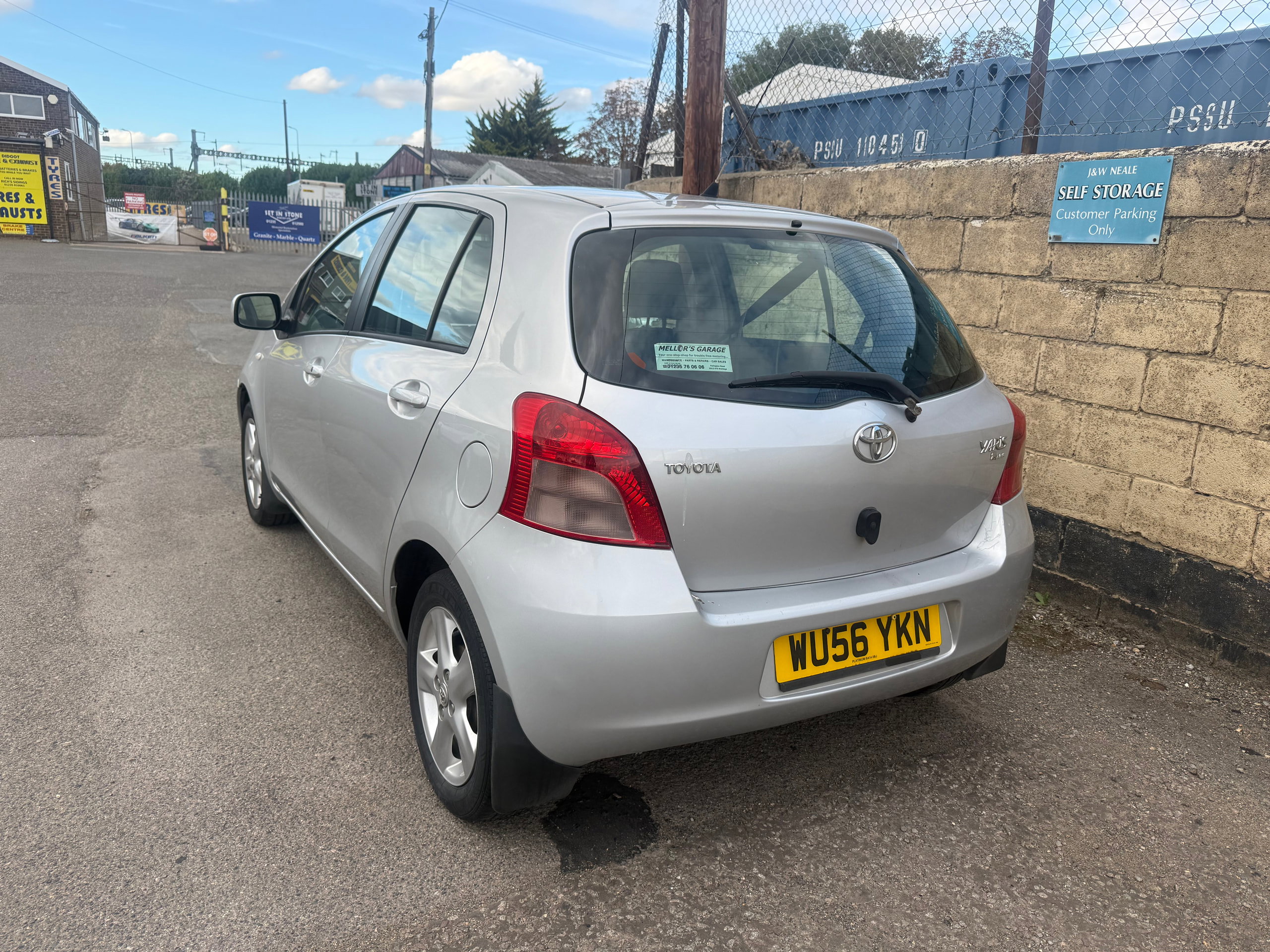 Toyota Yaris 1.3 VVT-i T Spirit Hatchback 5dr Petrol Manual (141 g/km, 85 bhp) 5dr Manual 2006