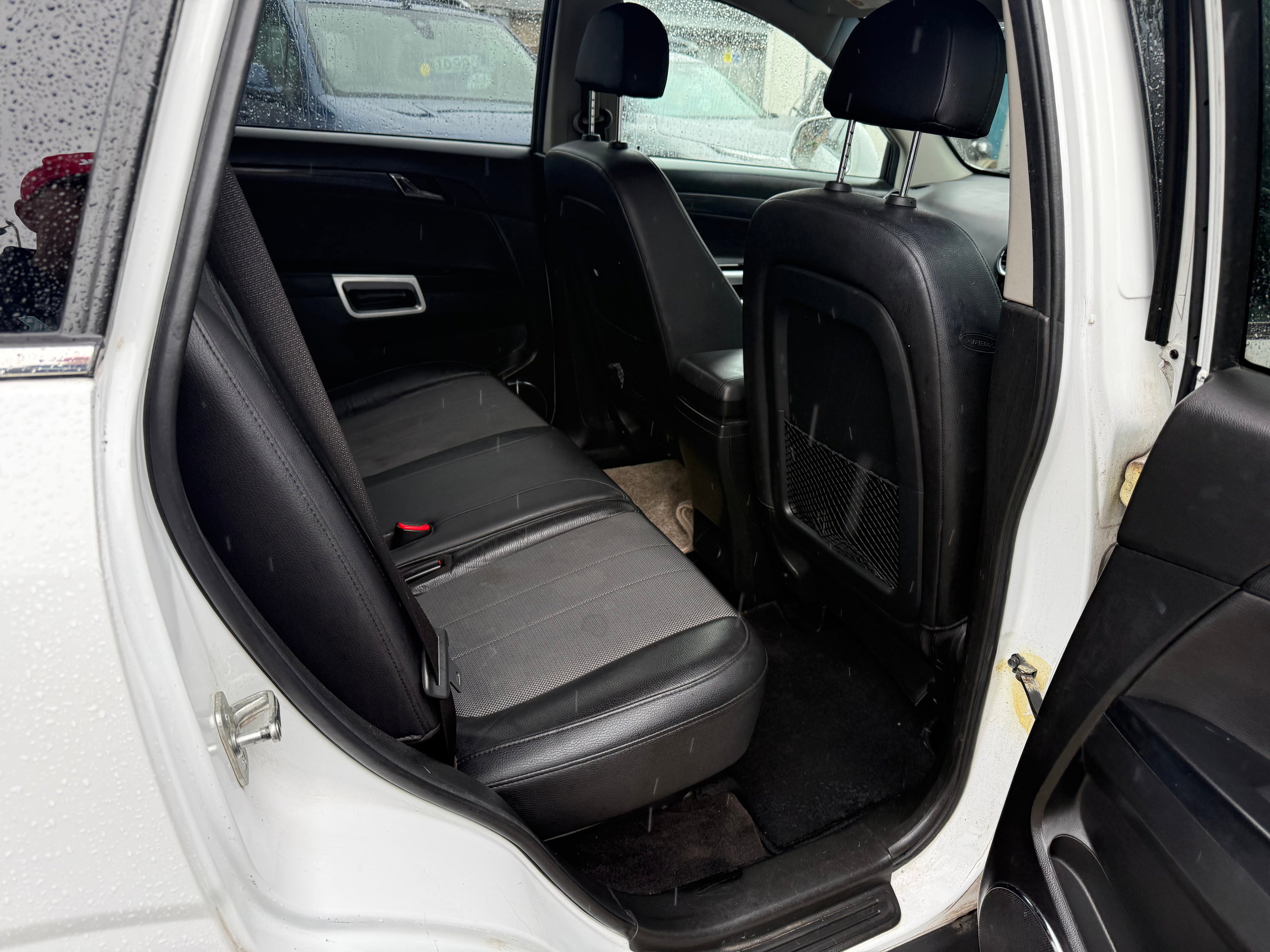 Vauxhall Antara 2.2 CDTi Exclusiv SUV 5dr Diesel Auto 4WD Euro 5 (163 ps) 5dr Automatic 2013
