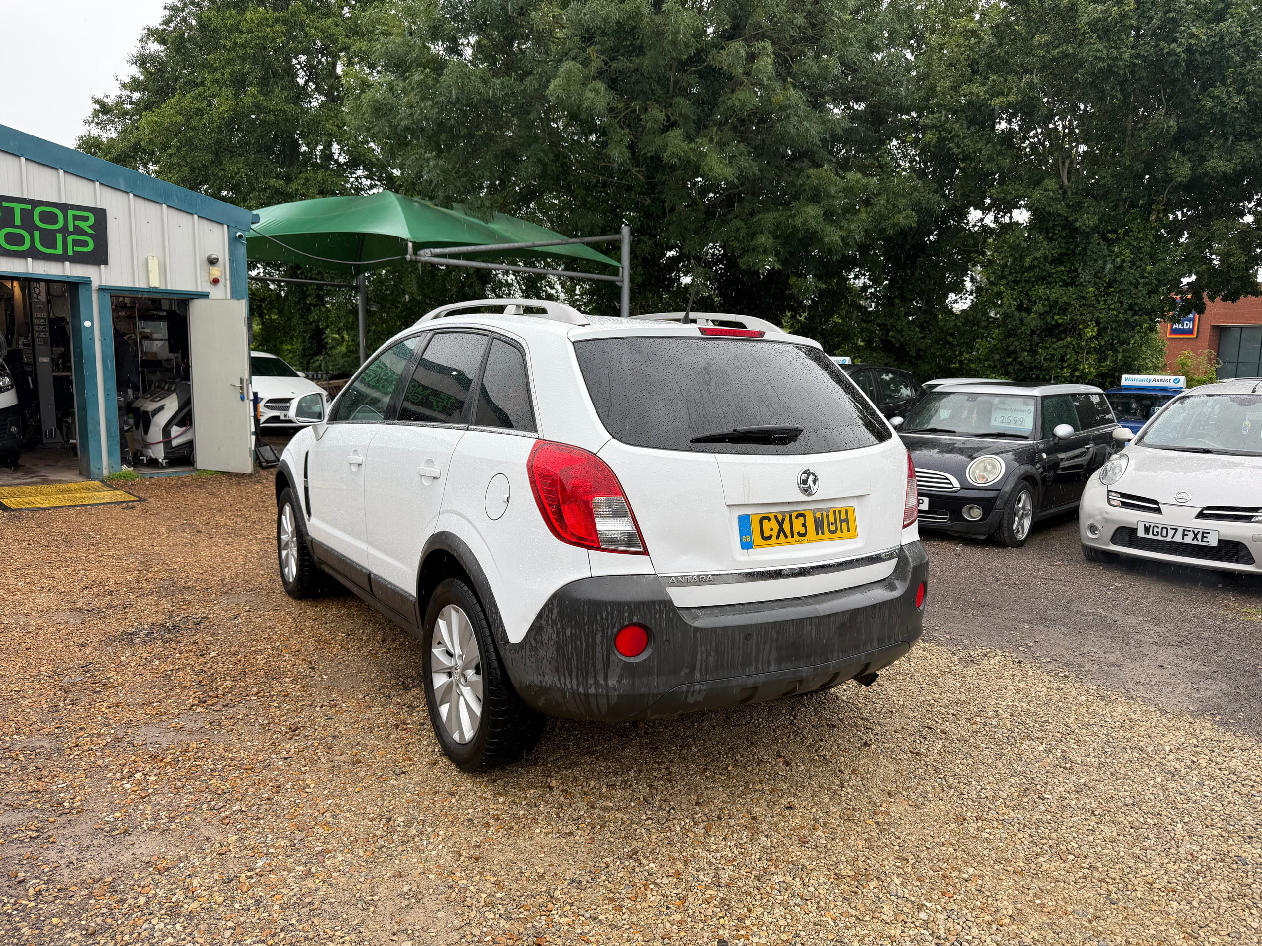 Vauxhall Antara 2.2 CDTi Exclusiv SUV 5dr Diesel Auto 4WD Euro 5 (163 ps) 5dr Automatic 2013