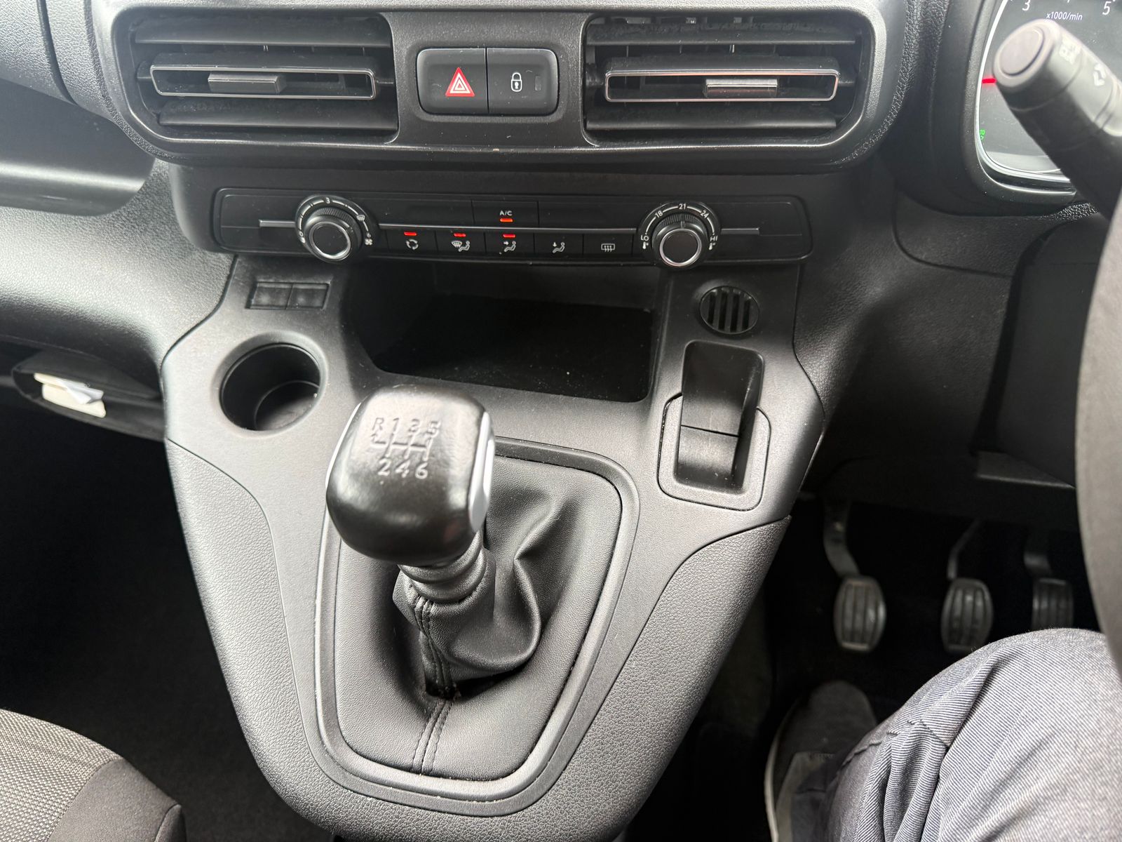 Vauxhall Combo Life 1.2 Turbo GPF Energy MPV 5dr Petrol Manual Euro 6 (s/s) (7 Seat) (110 ps) 5dr Manual 2020
