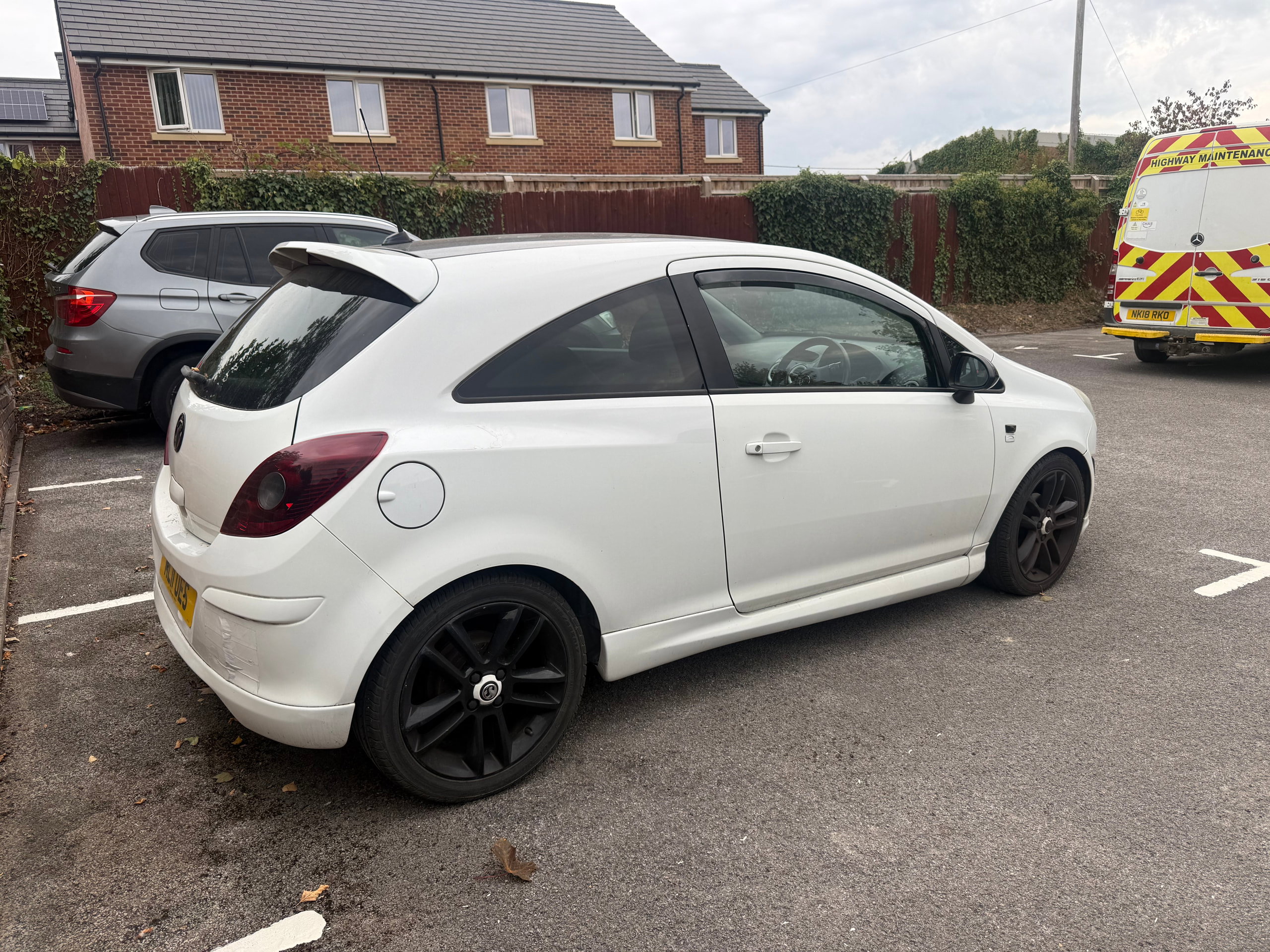 Vauxhall Corsa 1.2i 16v Limited Edition Hatchback 3dr Petrol Manual (a/c) (124 g/km, 84 bhp) 3dr Manual 2011