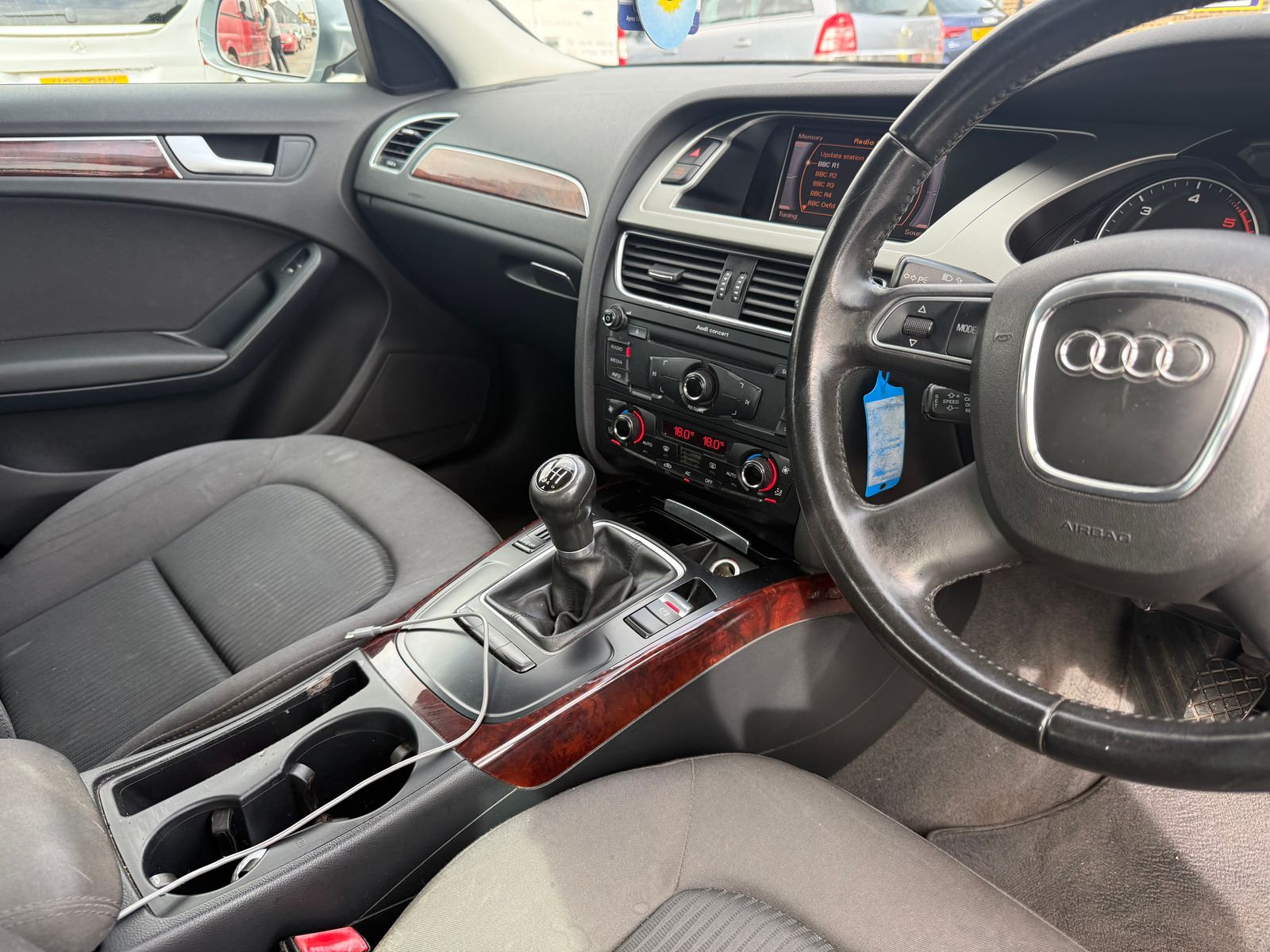 Audi A4 2.0 TDI Executive SE Saloon 4dr Diesel Manual Euro 4 (143 ps) 4dr Manual 2010