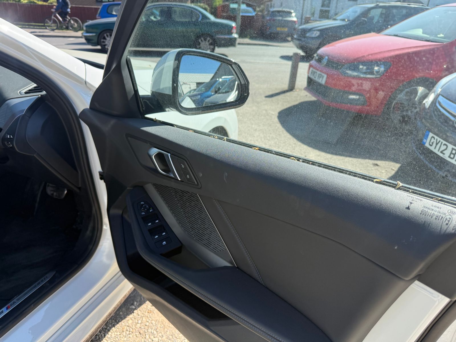 BMW 1 Series 1.5 120i MHT M Sport Hatchback 5dr Petrol Hybrid DCT Euro 6 (s/s) (170 ps) 5dr Automatic 2025