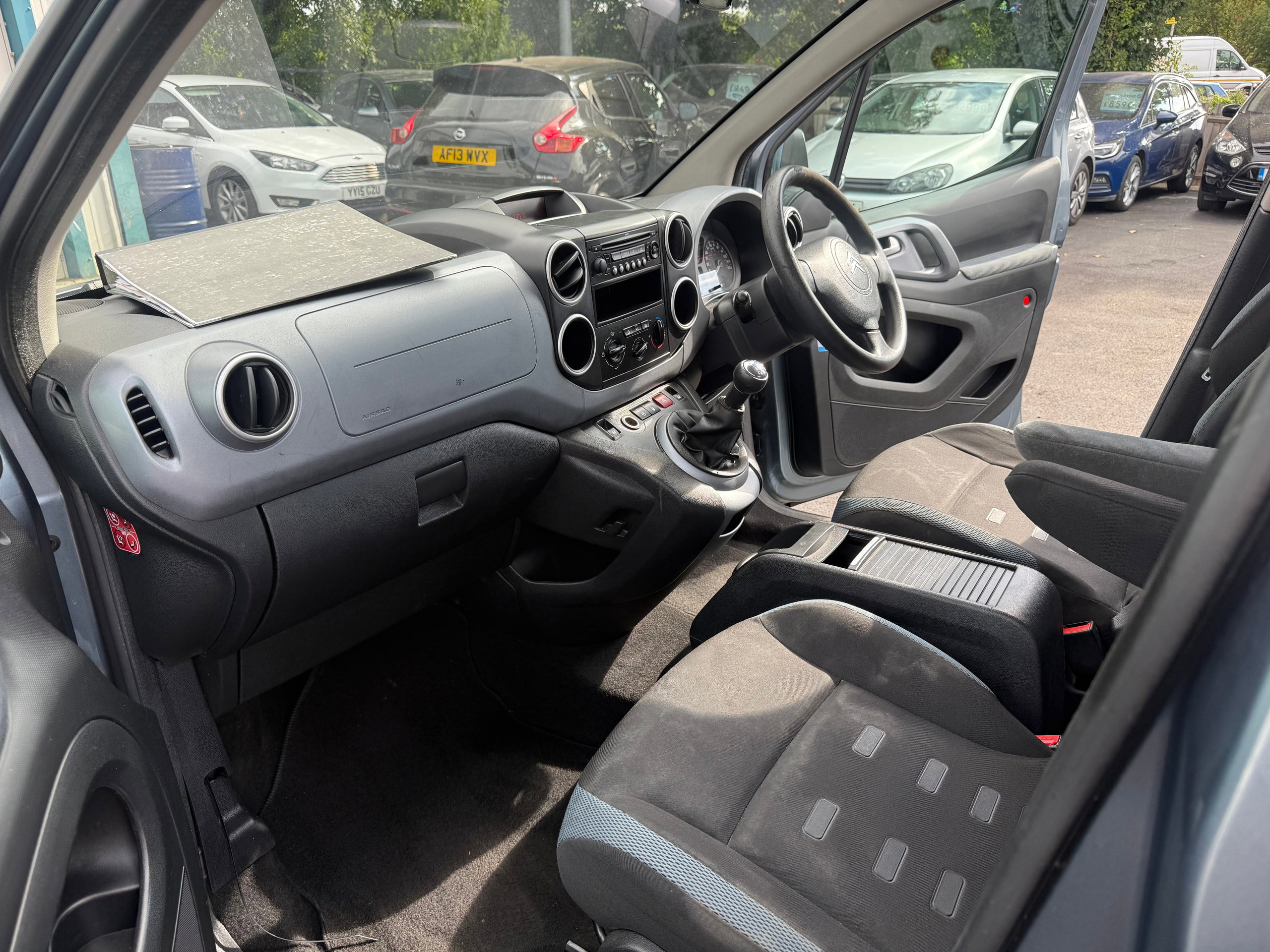 Citroen Berlingo 1.6 HDi XTR Multispace MPV 5dr Diesel Manual Euro 4 (90 ps) 5dr Manual 2009