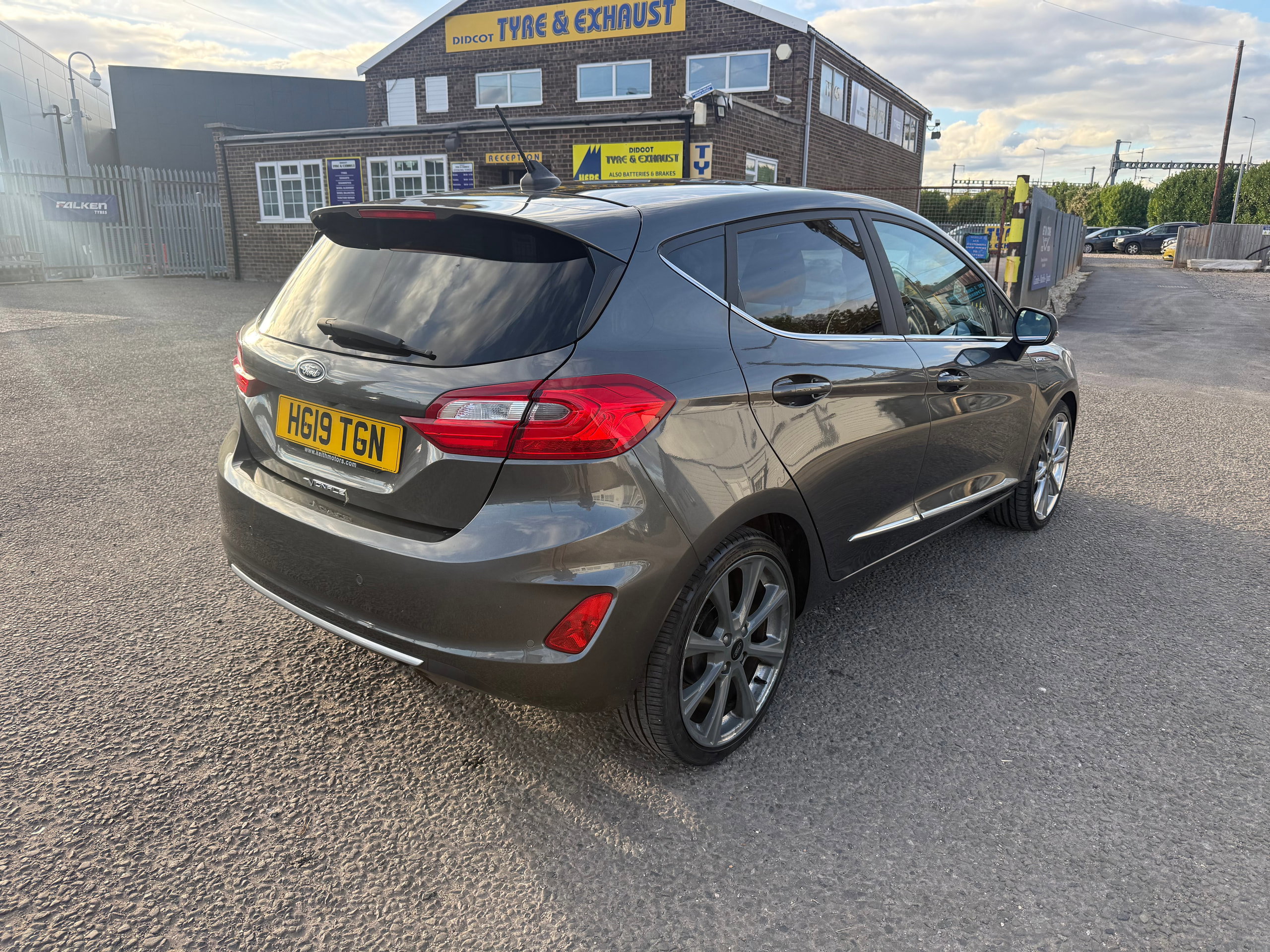 Ford Fiesta 1.0T EcoBoost GPF Vignale Hatchback 5dr Petrol Auto Euro 6 (s/s) (100 ps) 5dr Automatic 2019