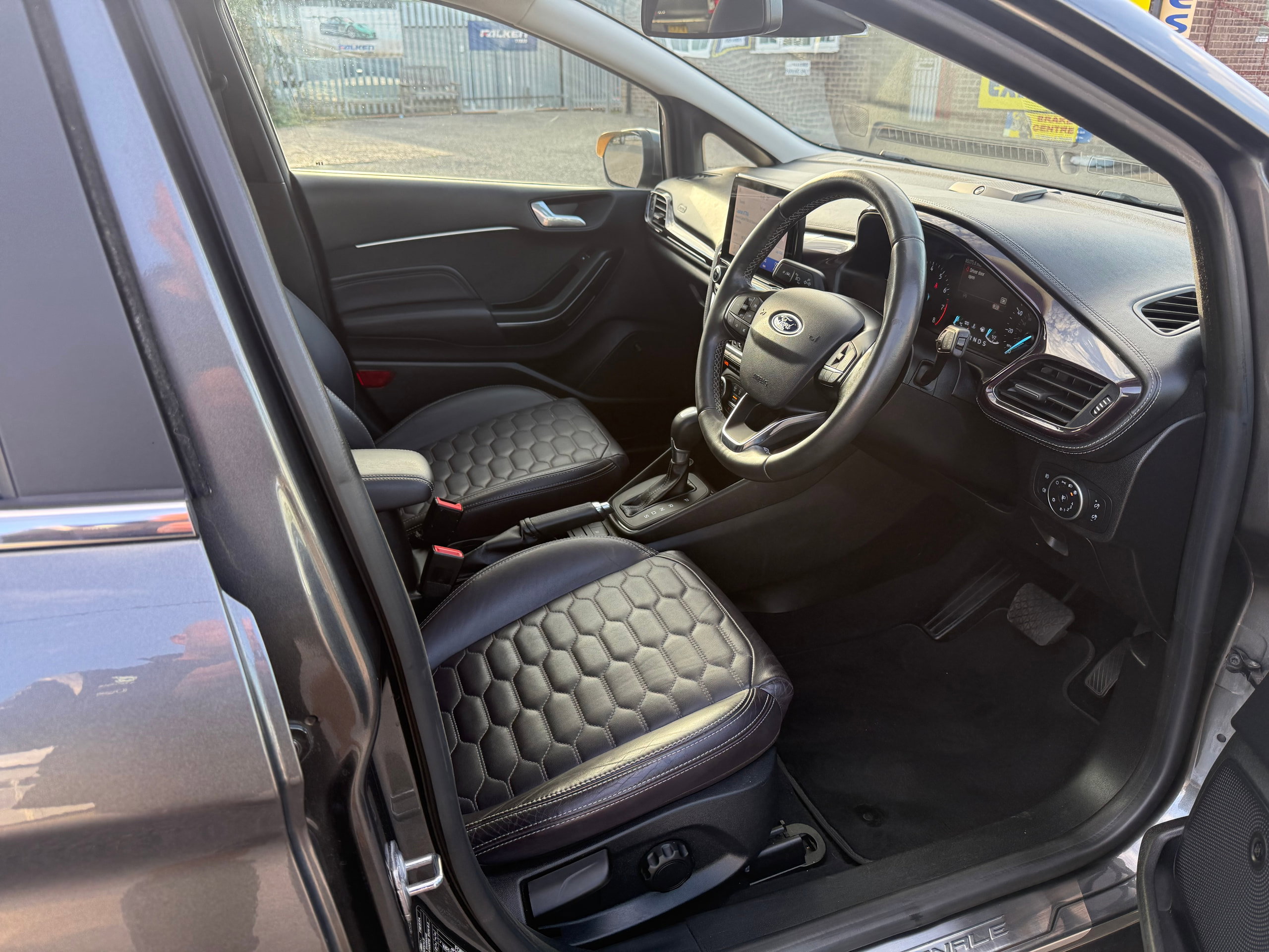 Ford Fiesta 1.0T EcoBoost GPF Vignale Hatchback 5dr Petrol Auto Euro 6 (s/s) (100 ps) 5dr Automatic 2019