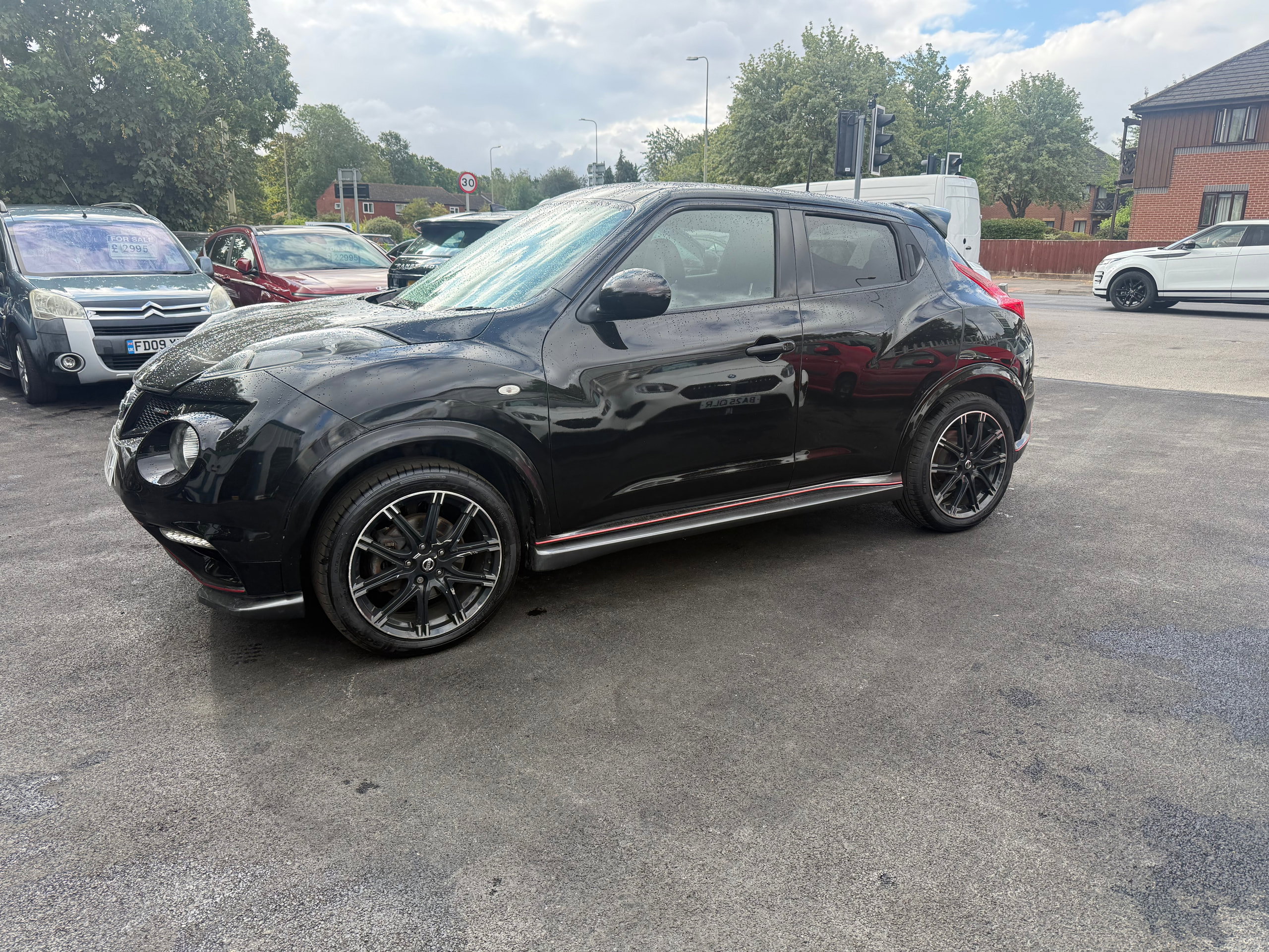 Nissan Juke 1.6 DIG-T Nismo SUV 5dr Petrol Manual Euro 5 (200 ps) 5dr Manual 2013