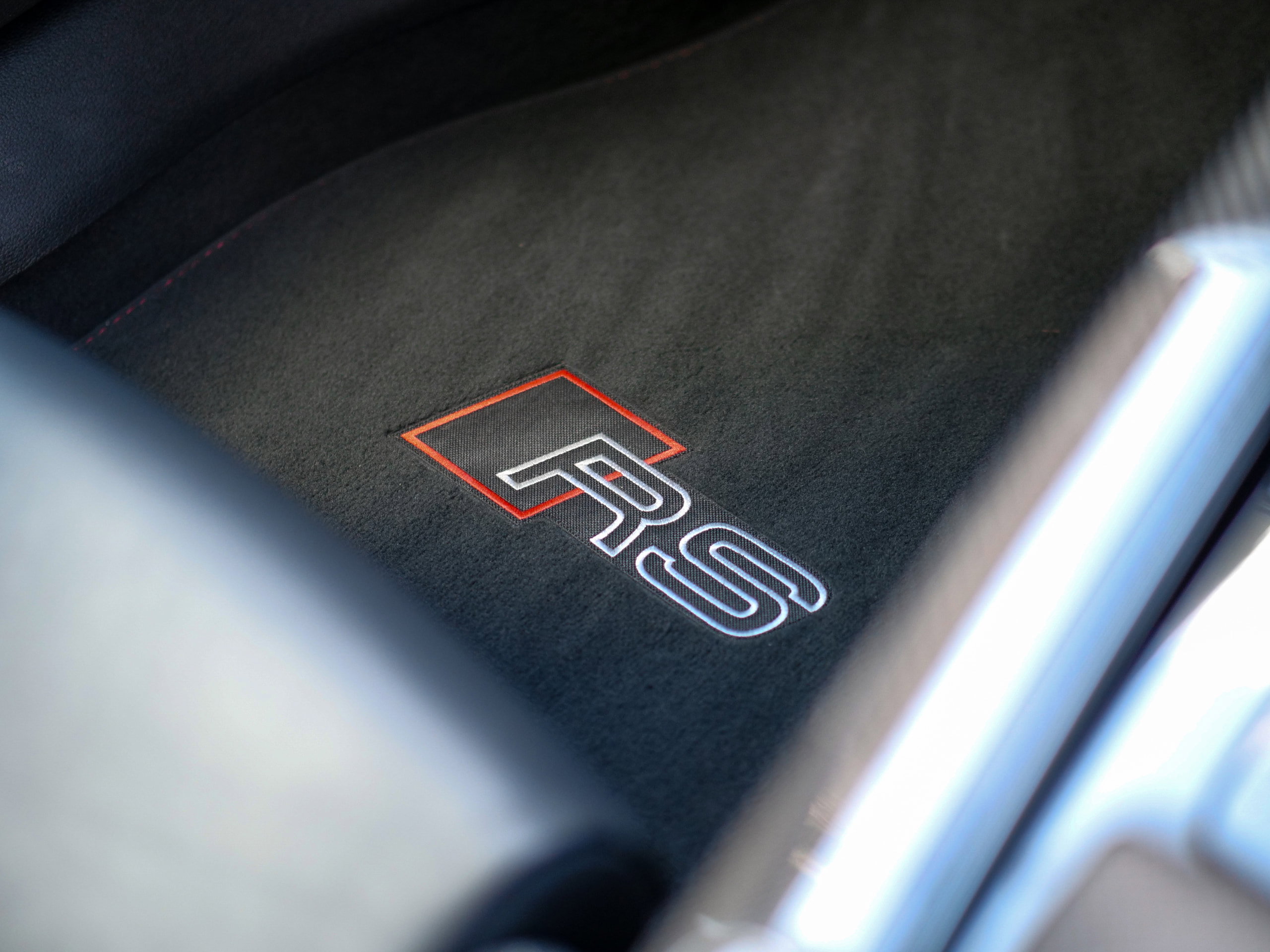 Audi RS4 Avant 2.9 TFSI V6 Carbon Black Estate 5dr Petrol Tiptronic quattro Euro 6 (s/s) (450 ps) 5dr Automatic 2026