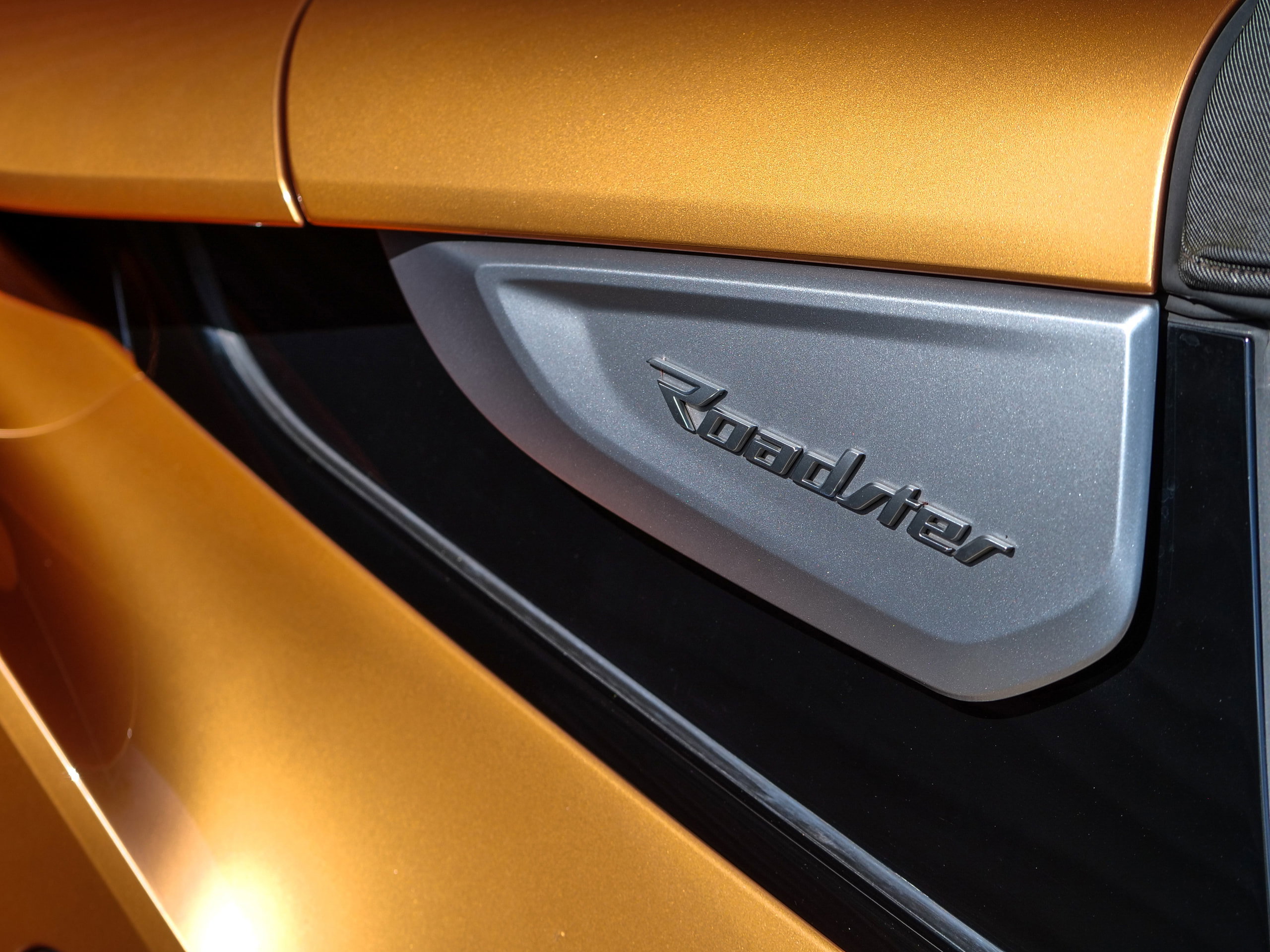 BMW i8 1.5 11.6kWh Roadster 2dr Petrol Plug-in Hybrid Auto 4WD Euro 6 (s/s) (374 ps) 2dr Automatic 2026