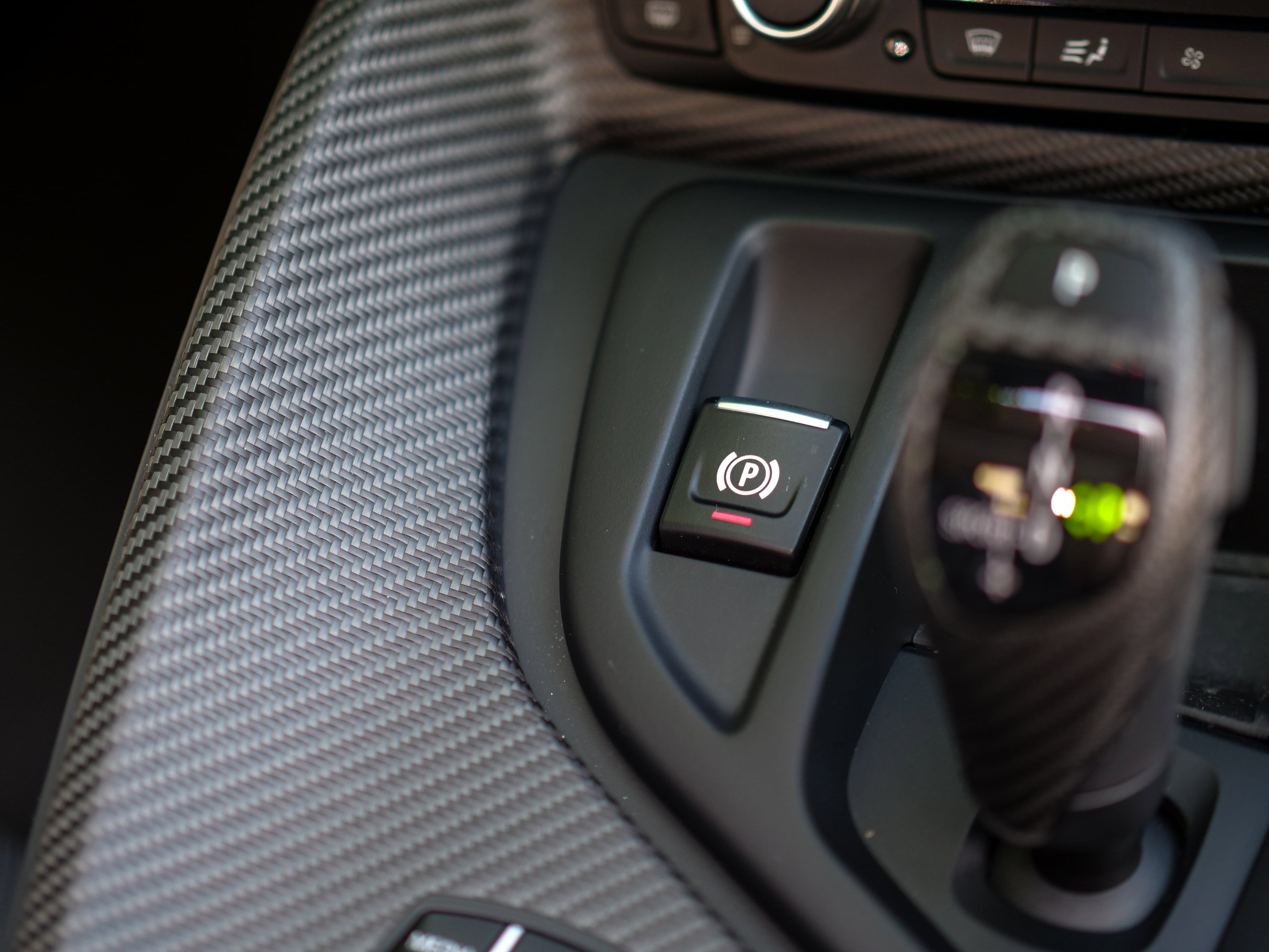 BMW i8 1.5 11.6kWh Roadster 2dr Petrol Plug-in Hybrid Auto 4WD Euro 6 (s/s) (374 ps) 2dr Automatic 2026