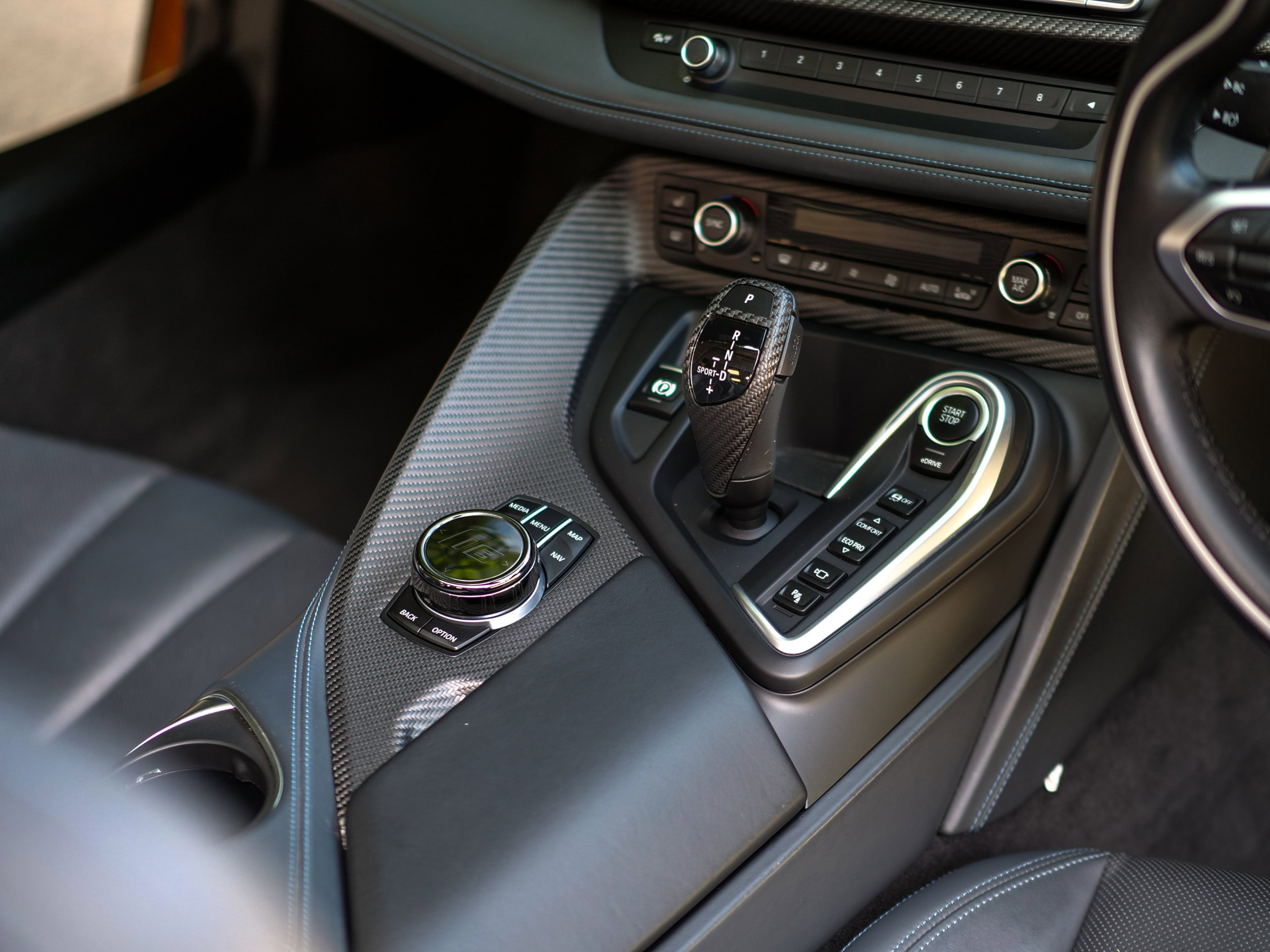 BMW i8 1.5 11.6kWh Roadster 2dr Petrol Plug-in Hybrid Auto 4WD Euro 6 (s/s) (374 ps) 2dr Automatic 2026