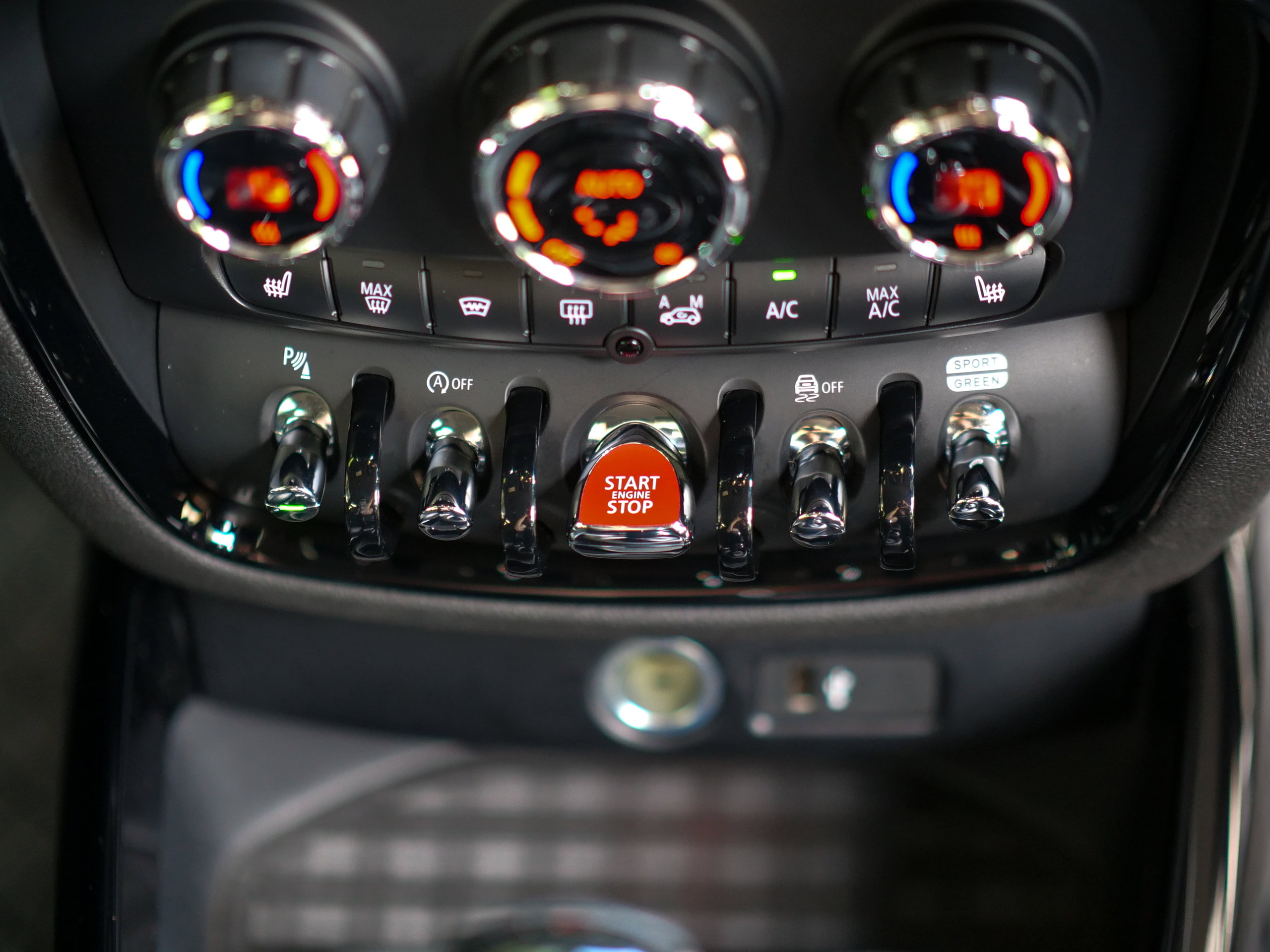 MINI Clubman 2.0 John Cooper Works Estate 6dr Petrol Steptronic ALL4 Euro 6 (s/s) (306 ps) 5dr Automatic 2026