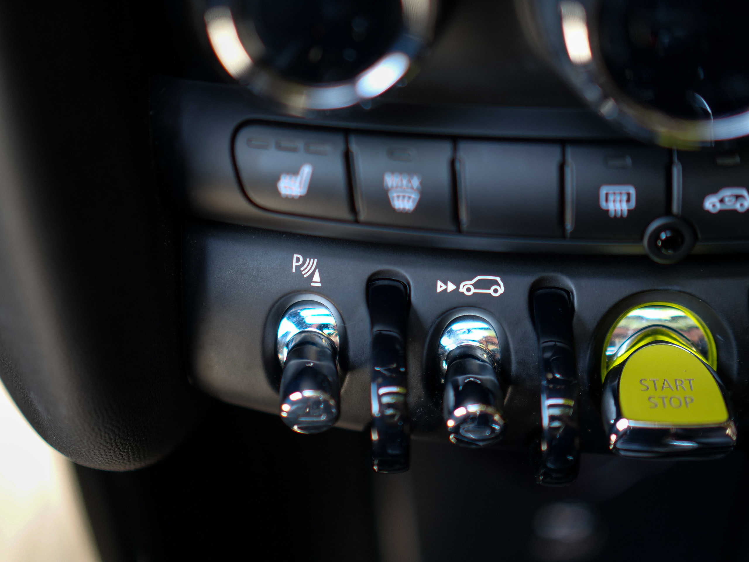MINI Electric hatch Cooper SE 32.6kWh Level 3 Hatchback 3dr Electric Auto (184 ps) 3dr Automatic 2026