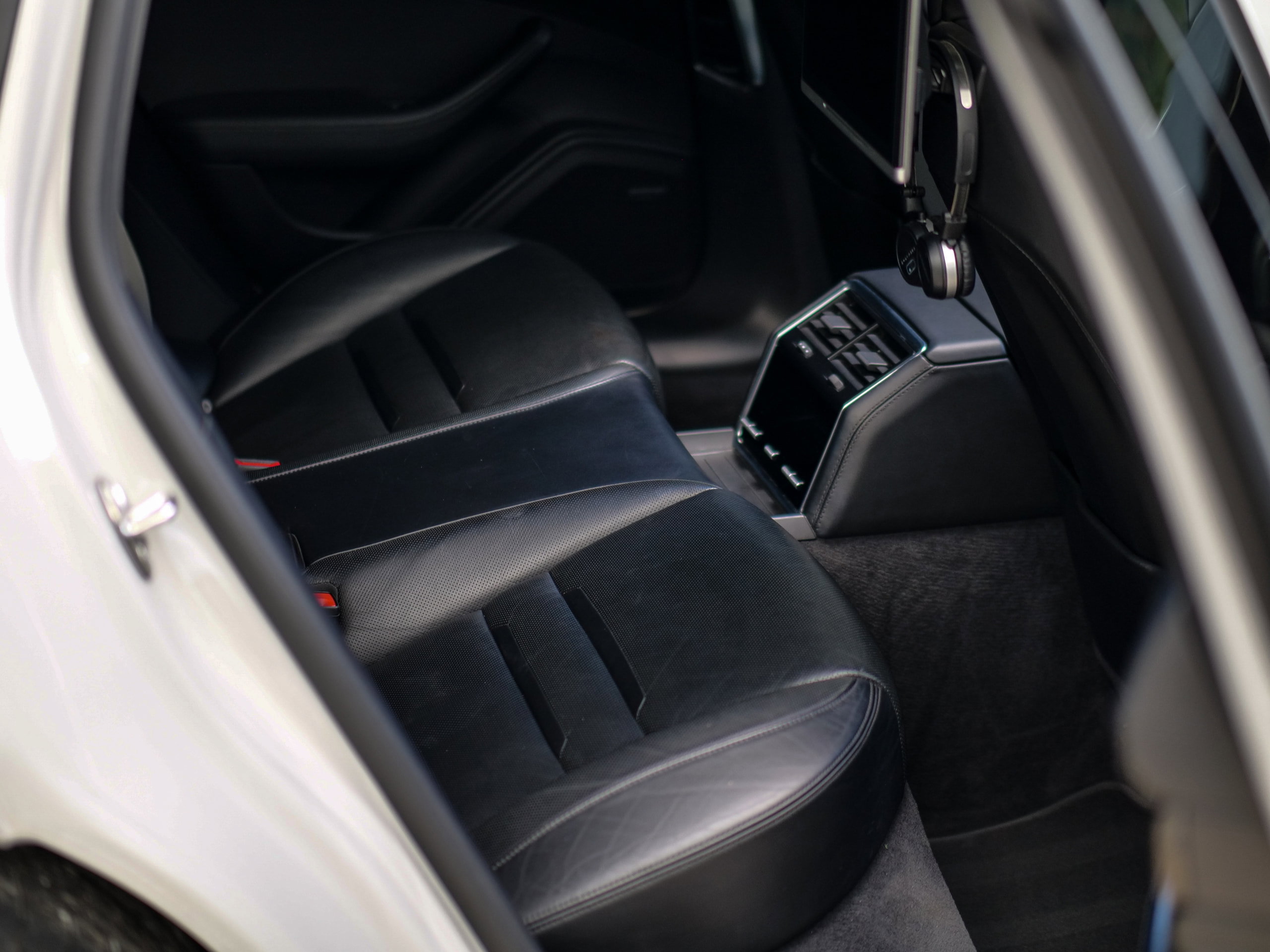 Porsche Panamera 3.0 V6 4 Sport Turismo 5dr Petrol PDK 4WD Euro 6 (s/s) (330 ps) 5dr Automatic 2026