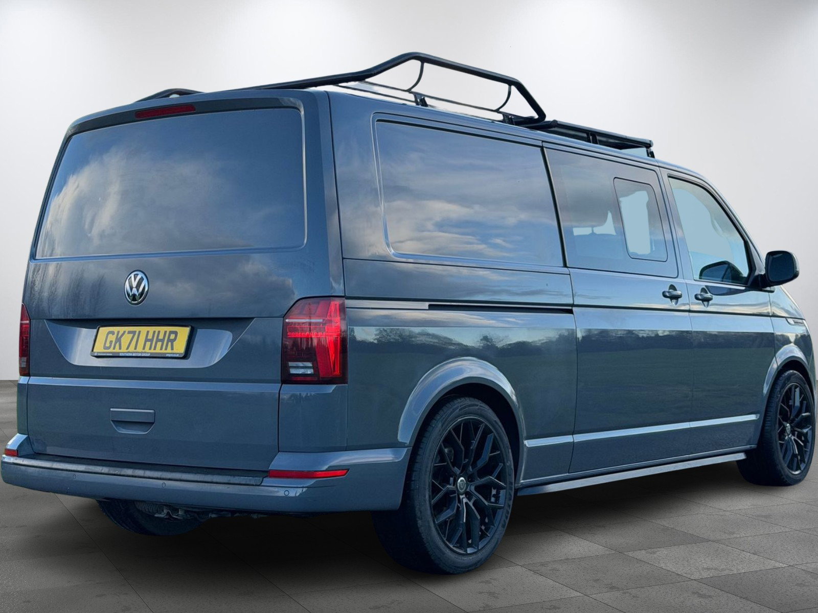 Volkswagen Transporter 2.0 BiTDI T32 Highline Kombi Double Cab 5dr Diesel DSG FWD LWB High Roof Euro 6 (s/s) (204 ps) 5dr Automatic 2026
