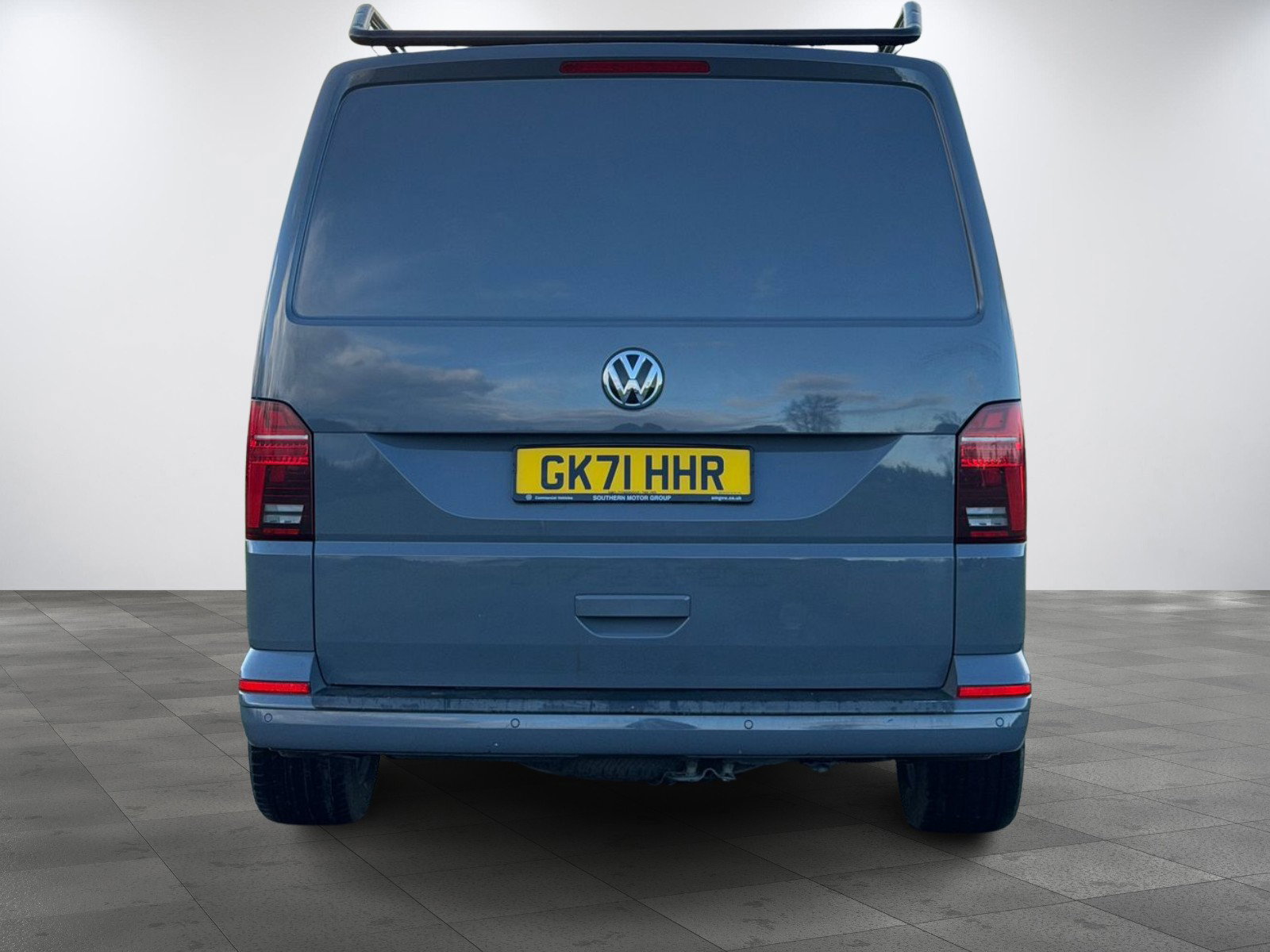 Volkswagen Transporter 2.0 BiTDI T32 Highline Kombi Double Cab 5dr Diesel DSG FWD LWB High Roof Euro 6 (s/s) (204 ps) 5dr Automatic 2026