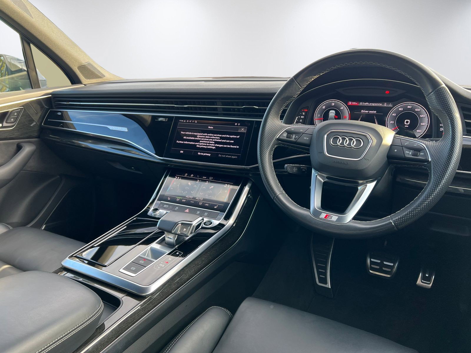 Audi Q7 3.0 TDI V6 45 Black Edition SUV 5dr Diesel Tiptronic quattro Euro 6 (s/s) (231 ps) 5dr Automatic 2026