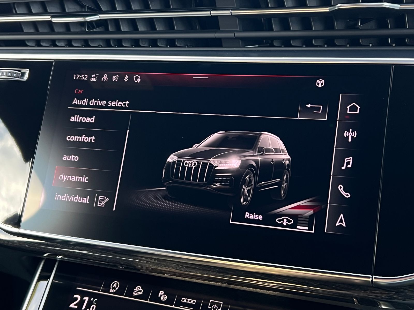 Audi Q7 3.0 TDI V6 45 Black Edition SUV 5dr Diesel Tiptronic quattro Euro 6 (s/s) (231 ps) 5dr Automatic 2026