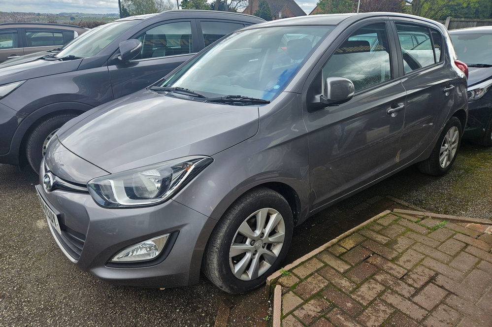 Hyundai I20