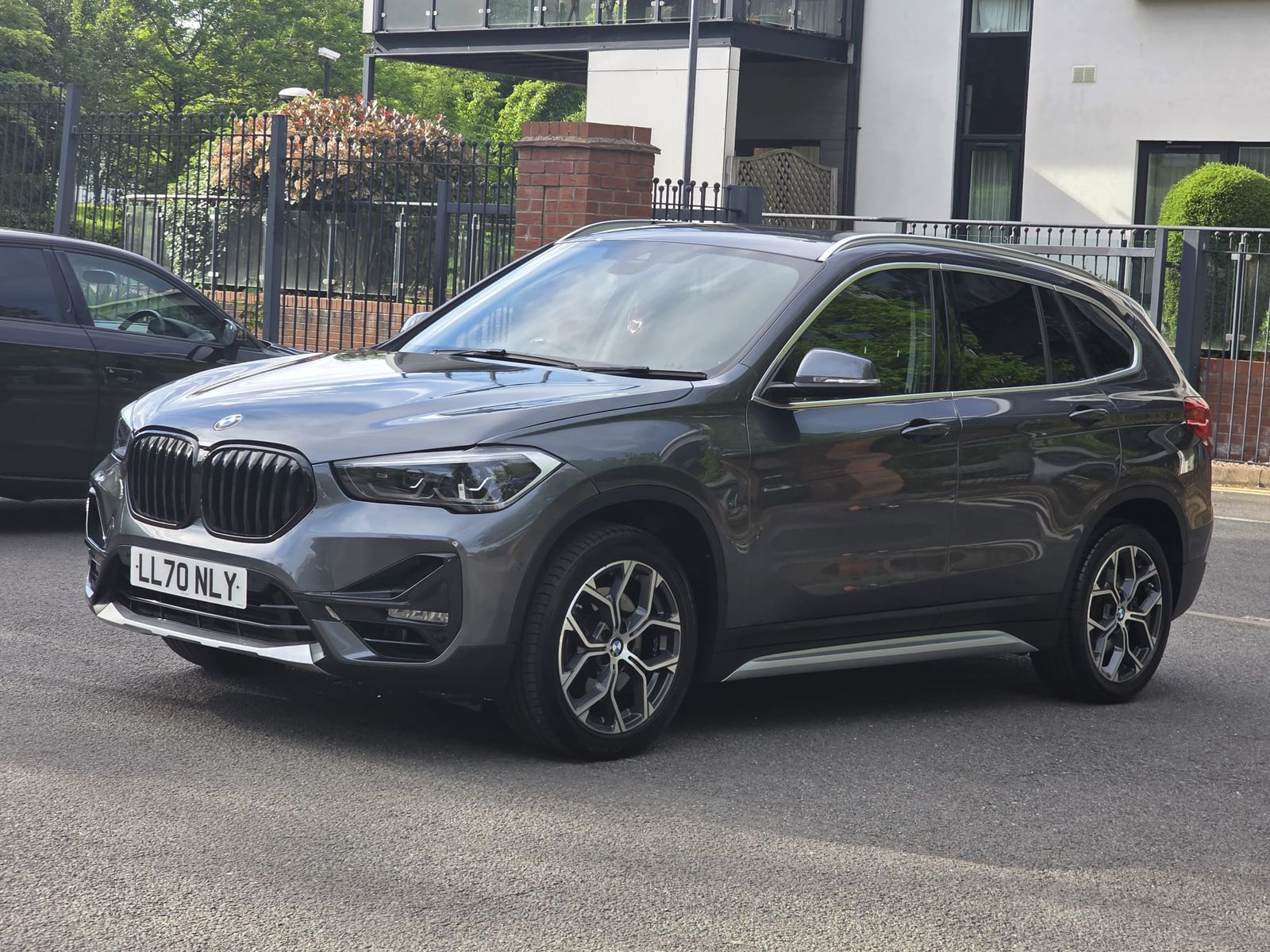 2020 BMW X1 2.0 20i xLine SUV 5dr Petrol DCT sDrive Euro 6 (s/s) (192 ps), exterior view 3