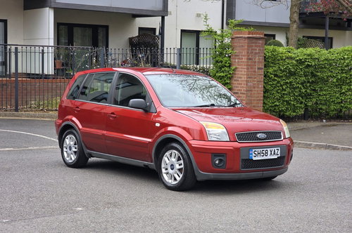 None FORD FUSION 1.6 ZETEC CLIMATE HATCHBACK 5DR PETROL AUTOMATIC 181 G KM, 99 BHP... photo