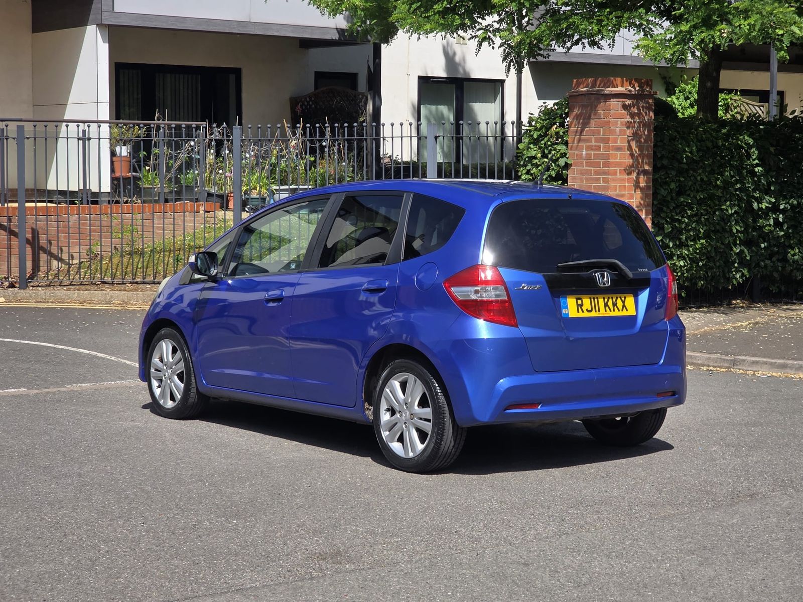 2011 Honda Jazz 1.4 i-VTEC EX Hatchback 5dr Petrol Manual Euro 5 (99 ps), exterior view 4