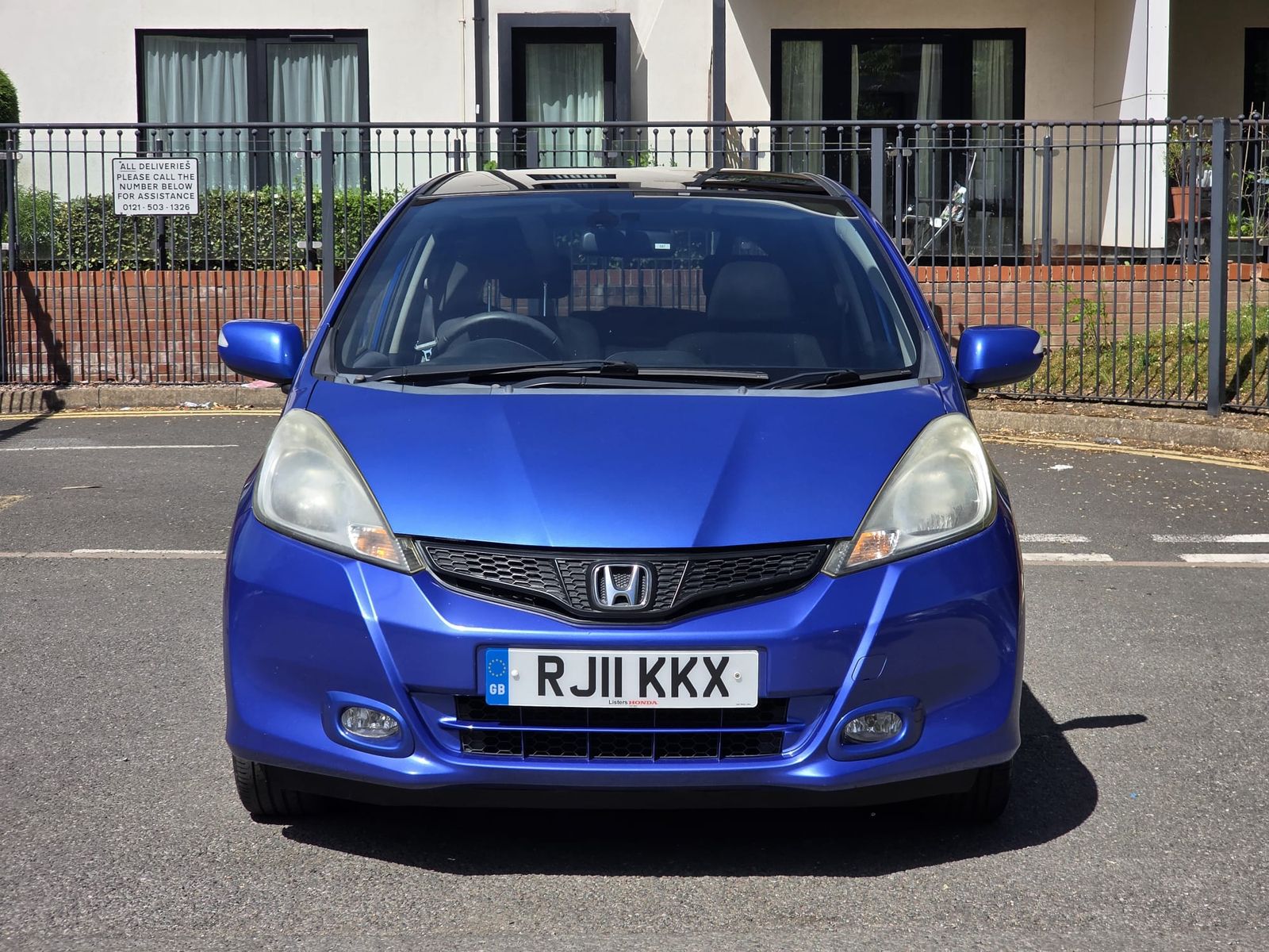 2011 Honda Jazz 1.4 i-VTEC EX Hatchback 5dr Petrol Manual Euro 5 (99 ps), exterior view 2