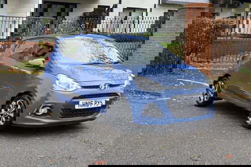 None I10 1.2 PREMIUM SE EURO 5 5DR 3,999... photo