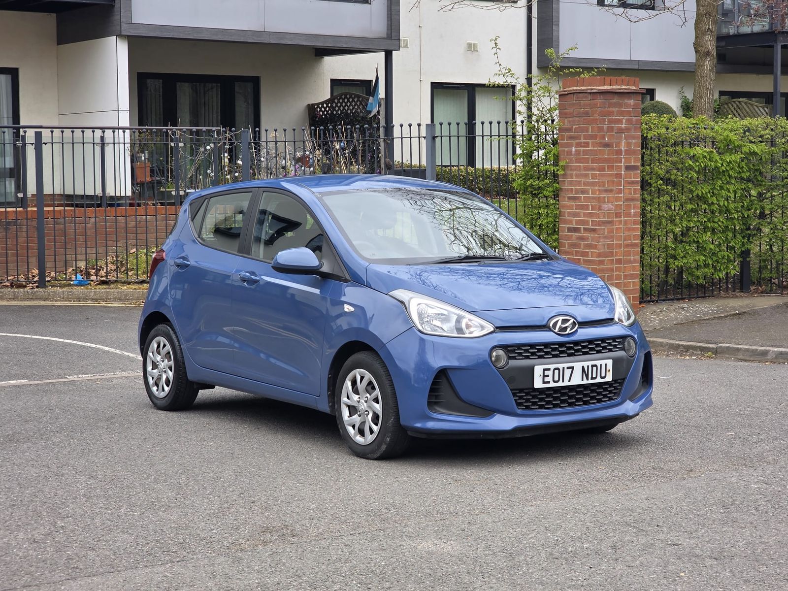 2017 Hyundai I10 1.2 SE Hatchback 5dr Petrol Manual Euro 6 (87 ps) for sale, exterior front view