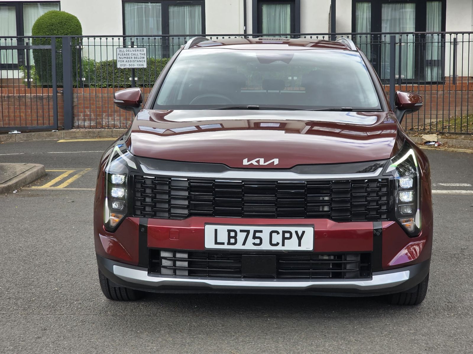 2025 Kia Sportage 1.6 T-GDi Pure SUV 5dr Petrol Manual Euro 6 (s/s) (147 bhp), exterior view 2
