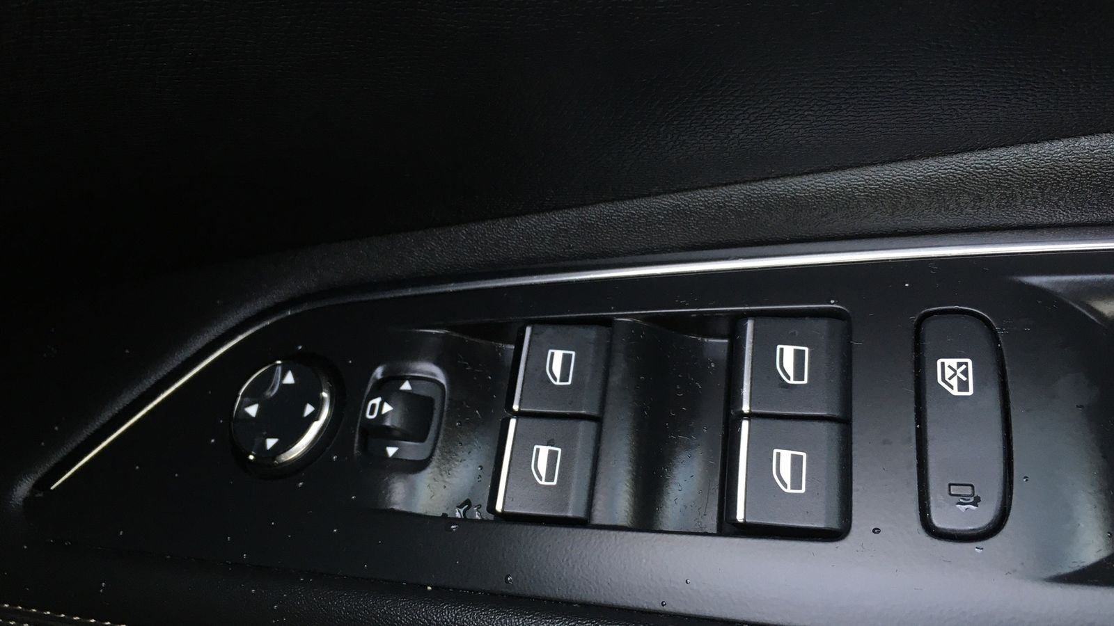 Peugeot 3008 1.6 13.2kWh GT SUV 5dr Petrol Plug-in Hybrid e-EAT 4WD Euro 6 (s/s) (300 ps) 5dr Automatic 2026