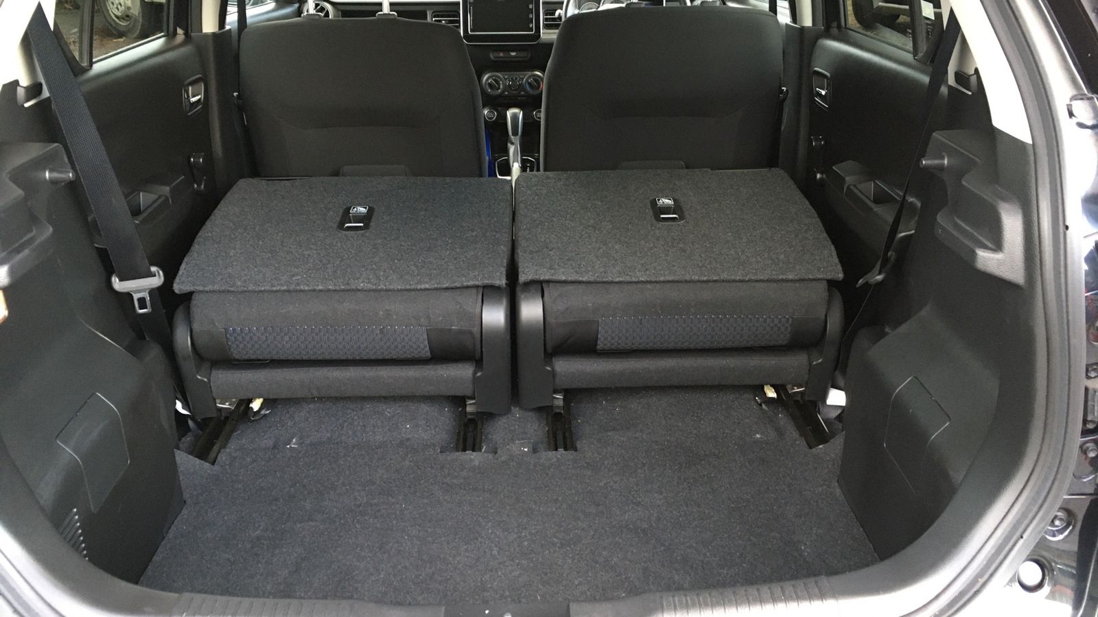 Suzuki Ignis 1.2L SZ-T DualJet MHEV CVT SUV 5dr Hybrid Automatic Euro 6 (82 bhp) 5dr Automatic 2025