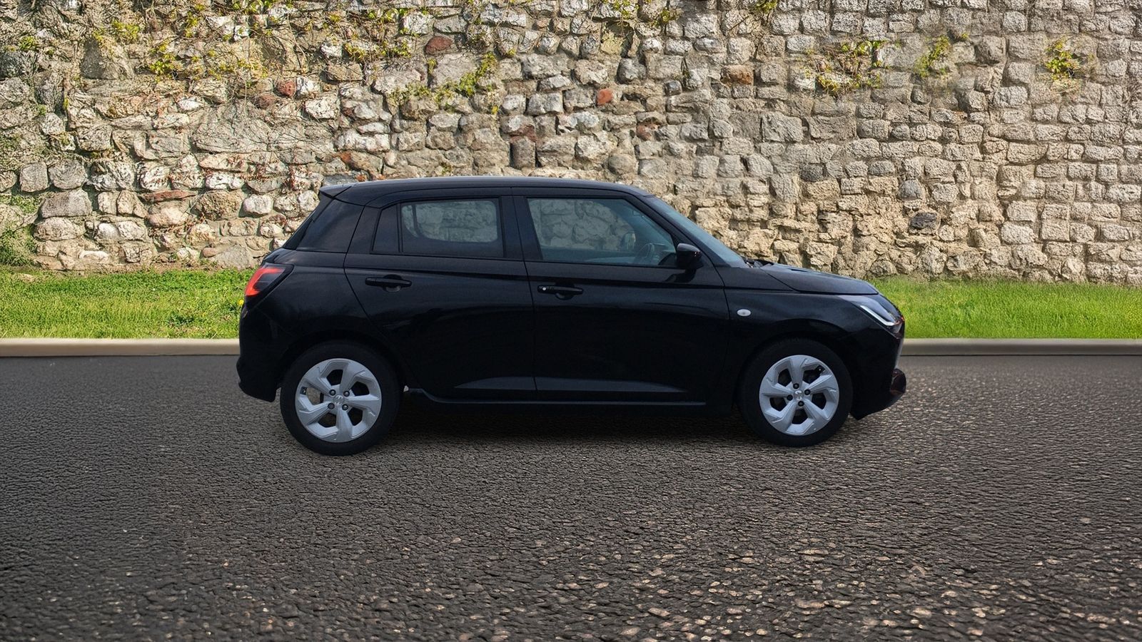 Suzuki Swift 1.2 MHEV Motion Hatchback 5dr Petrol Hybrid Manual Euro 6 (s/s) (82 ps) 5dr Manual 2026