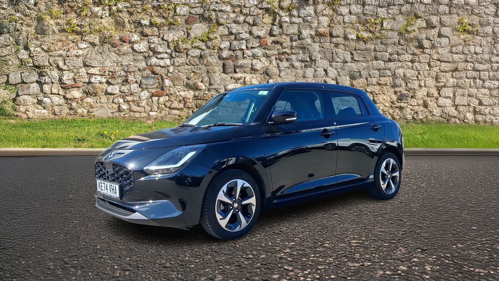 2025 Suzuki Swift 1.2 MHEV Ultra Hatchback 5dr Petrol Hybrid Manual Euro 6 (s/s) (82 ps), exterior view 3