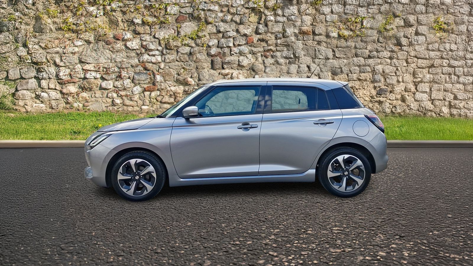 Suzuki Swift 1.2 MHEV Ultra Hatchback 5dr Petrol Hybrid Manual Euro 6 (s/s) (82 ps) 5dr Manual 2026