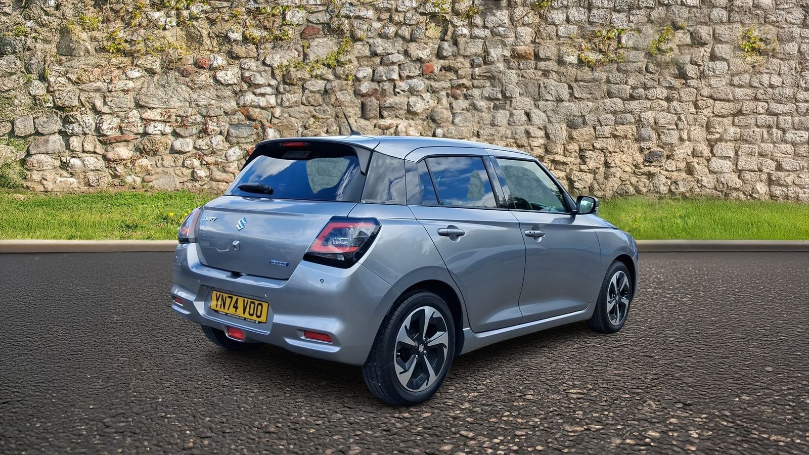 Suzuki Swift 1.2 MHEV Ultra Hatchback 5dr Petrol Hybrid Manual Euro 6 (s/s) (82 ps) 5dr Manual 2026