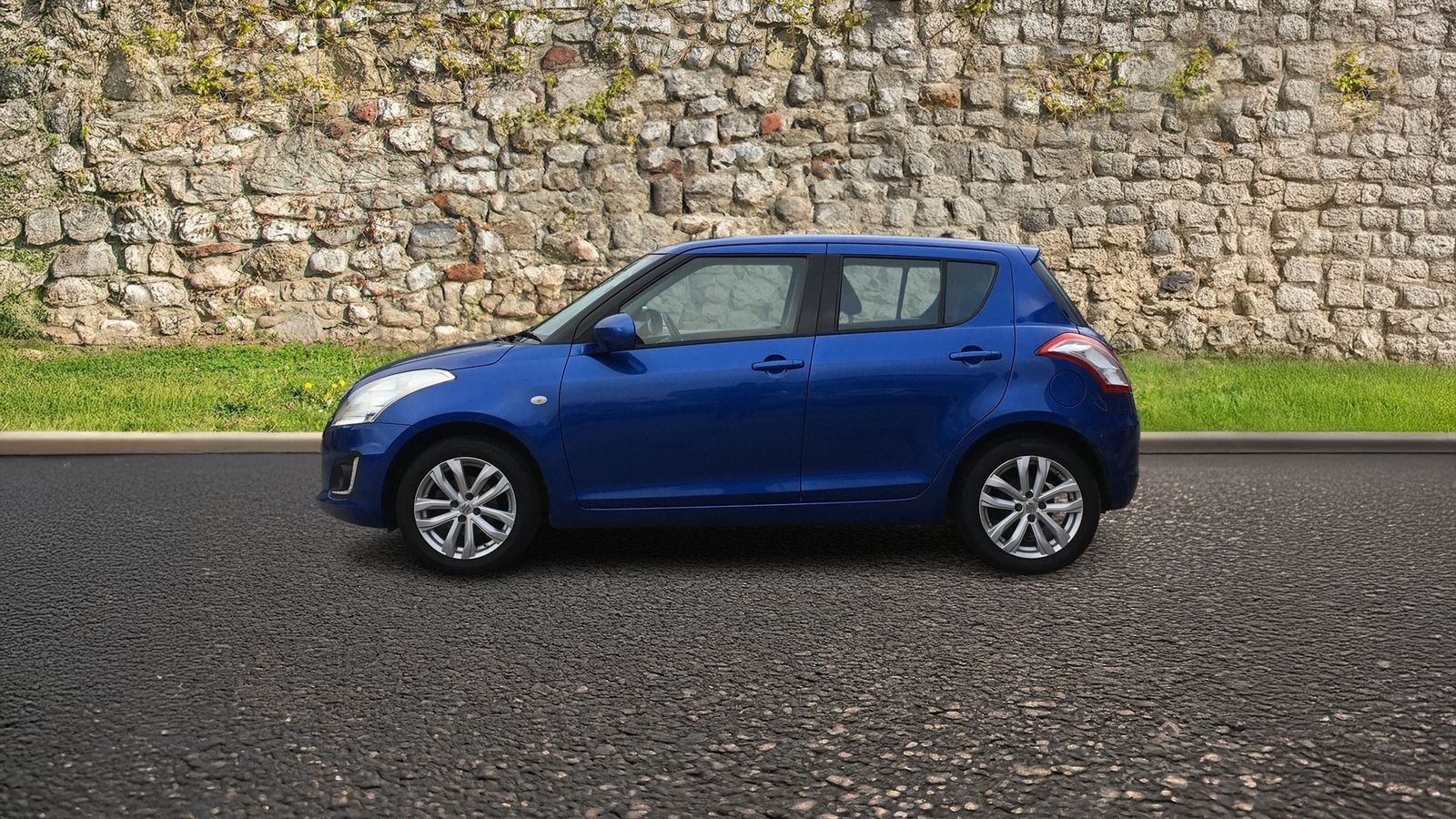 Suzuki Swift 1.2 SZ3 Hatchback 5dr Petrol Manual Euro 6 (94 ps) 5dr Manual 2026