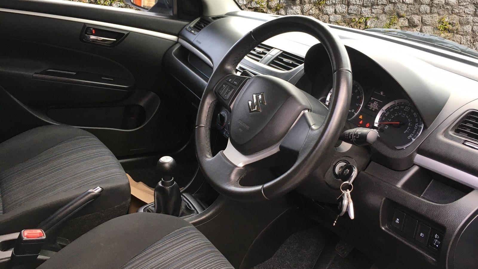 Suzuki Swift 1.2 SZ3 Hatchback 5dr Petrol Manual Euro 6 (94 ps) 5dr Manual 2026