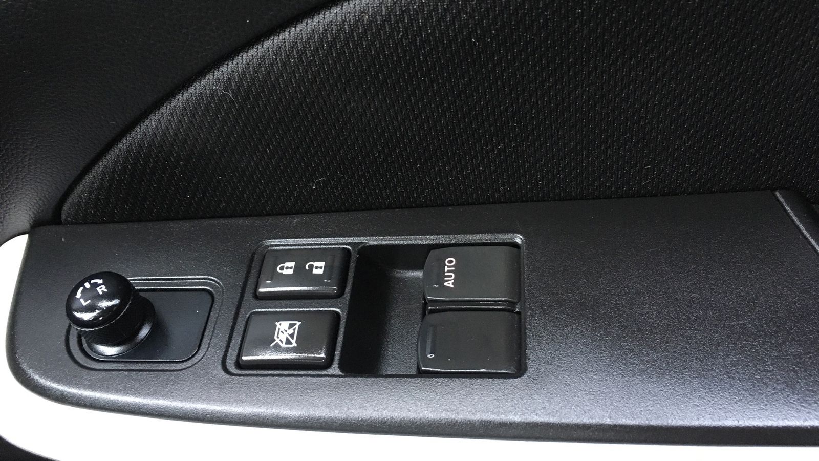 Suzuki Swift 1.2L SZ-l DualJet MHEV Hatchback 5dr Hybrid Manual Euro 6 (82 bhp) 5dr Manual 2025