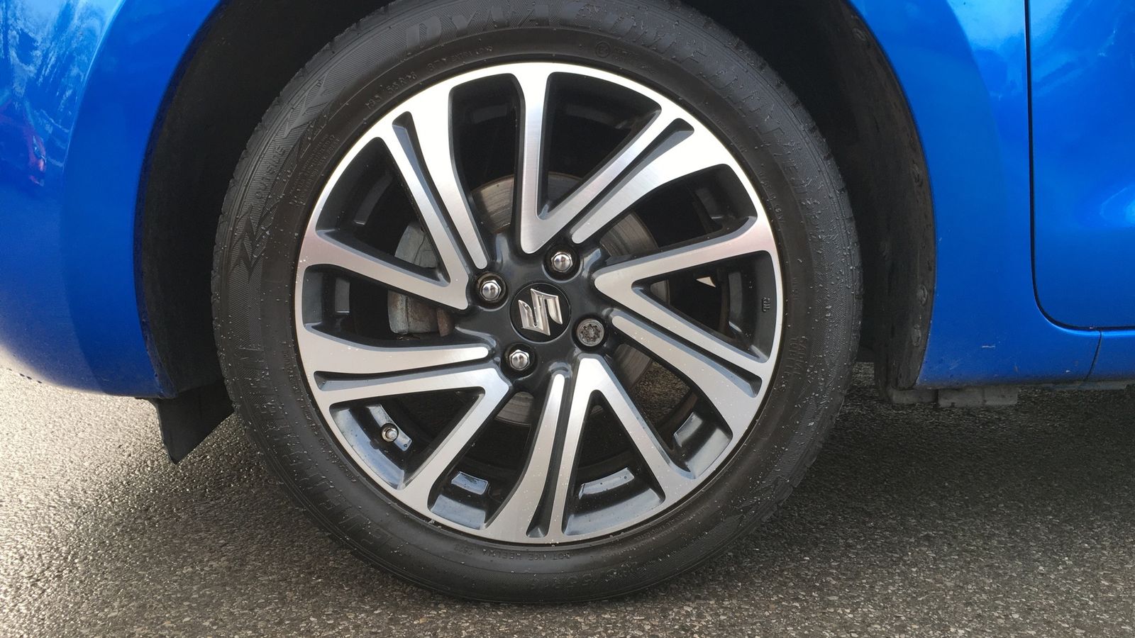 Suzuki Swift 1.2L SZ-l DualJet MHEV Hatchback 5dr Hybrid Manual Euro 6 (82 bhp) 5dr Manual 2025