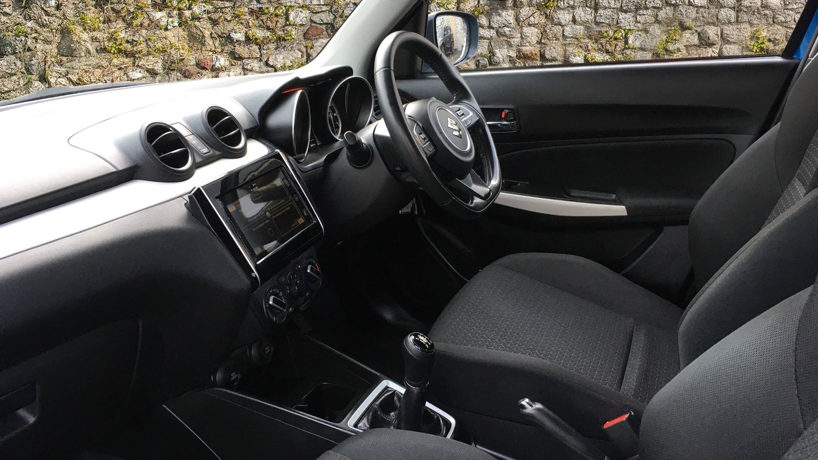 Suzuki Swift 1.2L SZ-l DualJet MHEV Hatchback 5dr Hybrid Manual Euro 6 (82 bhp) 5dr Manual 2025