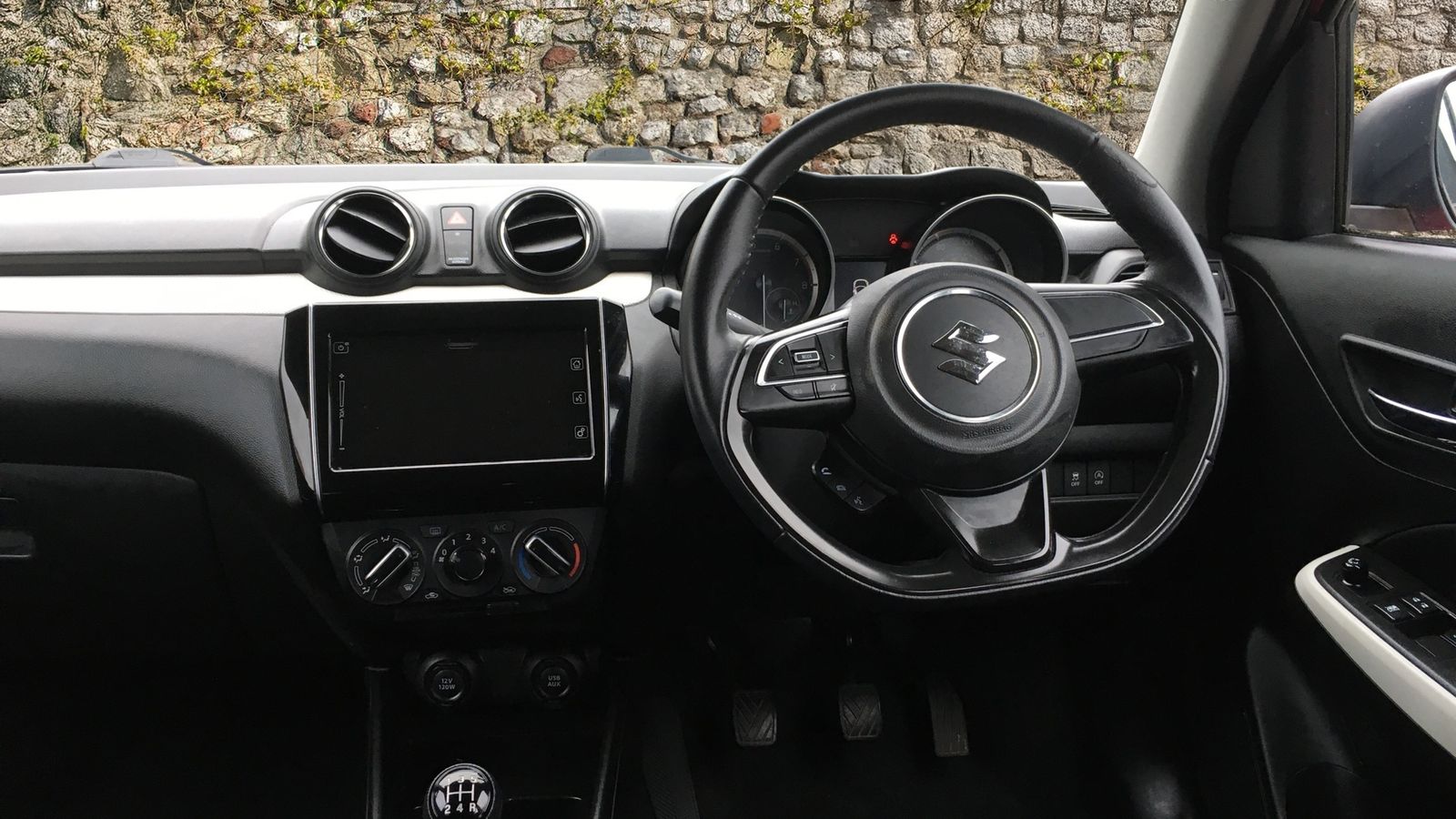 Suzuki Swift 1.2L SZ-T DualJet SHVS Hatchback 5dr Hybrid Manual Euro 6 (89 bhp) 5dr Manual 2025